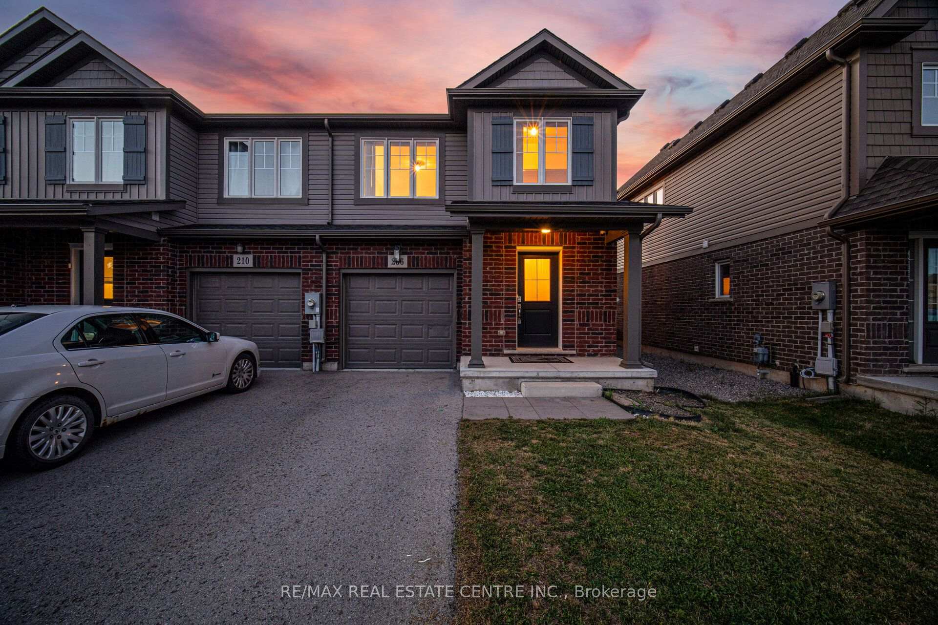 Photo 1 of 206 Heron Street, Welland, Coyle Creek — HOMEH