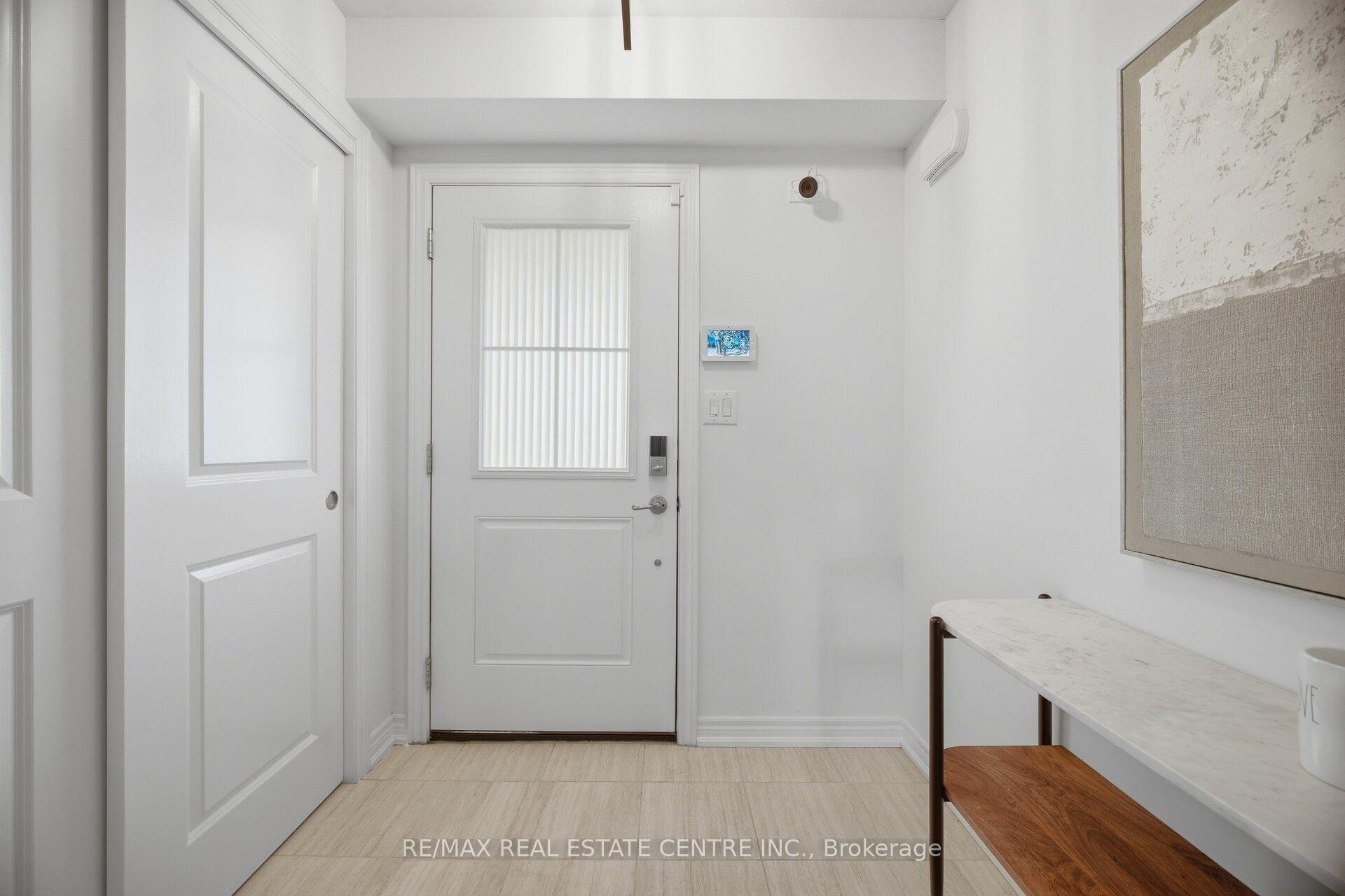 Photo 7 of 206 Heron Street, Welland, Coyle Creek — HOMEH