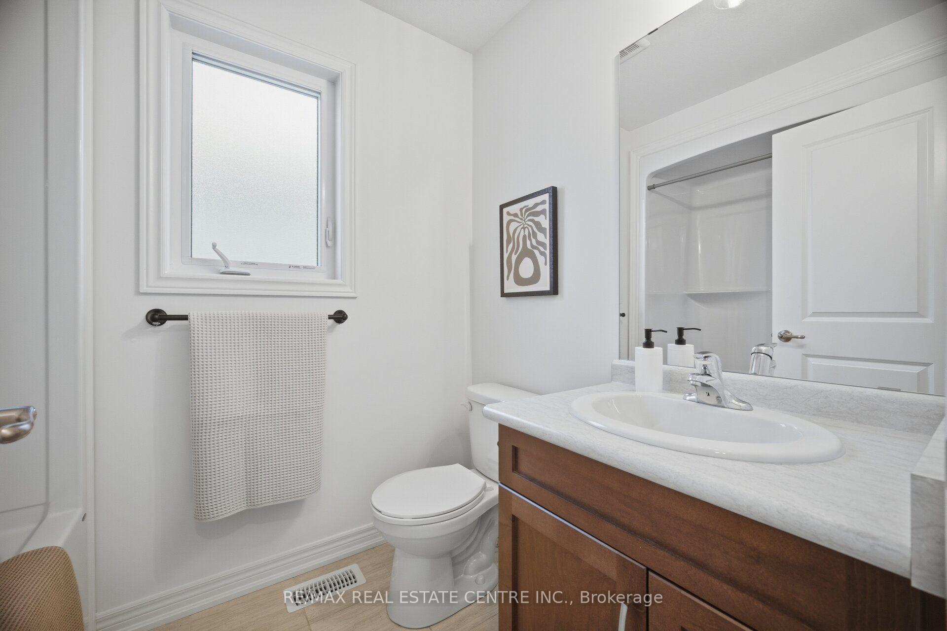 Photo 36 of 206 Heron Street, Welland, Coyle Creek — HOMEH