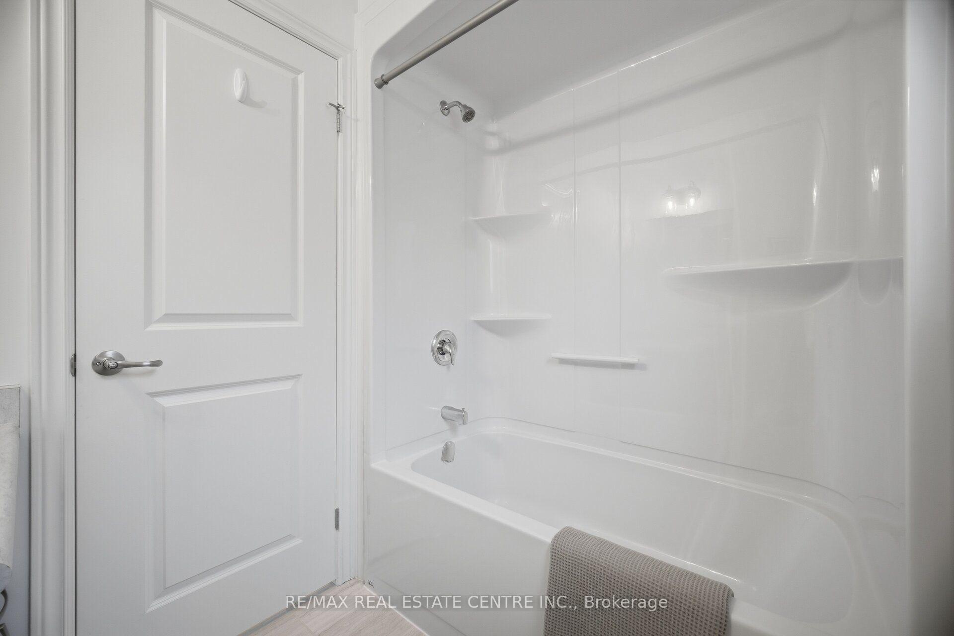 Photo 37 of 206 Heron Street, Welland, Coyle Creek — HOMEH