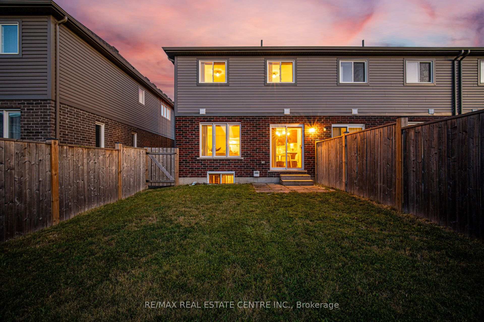 Photo 49 of 206 Heron Street, Welland, Coyle Creek — HOMEH