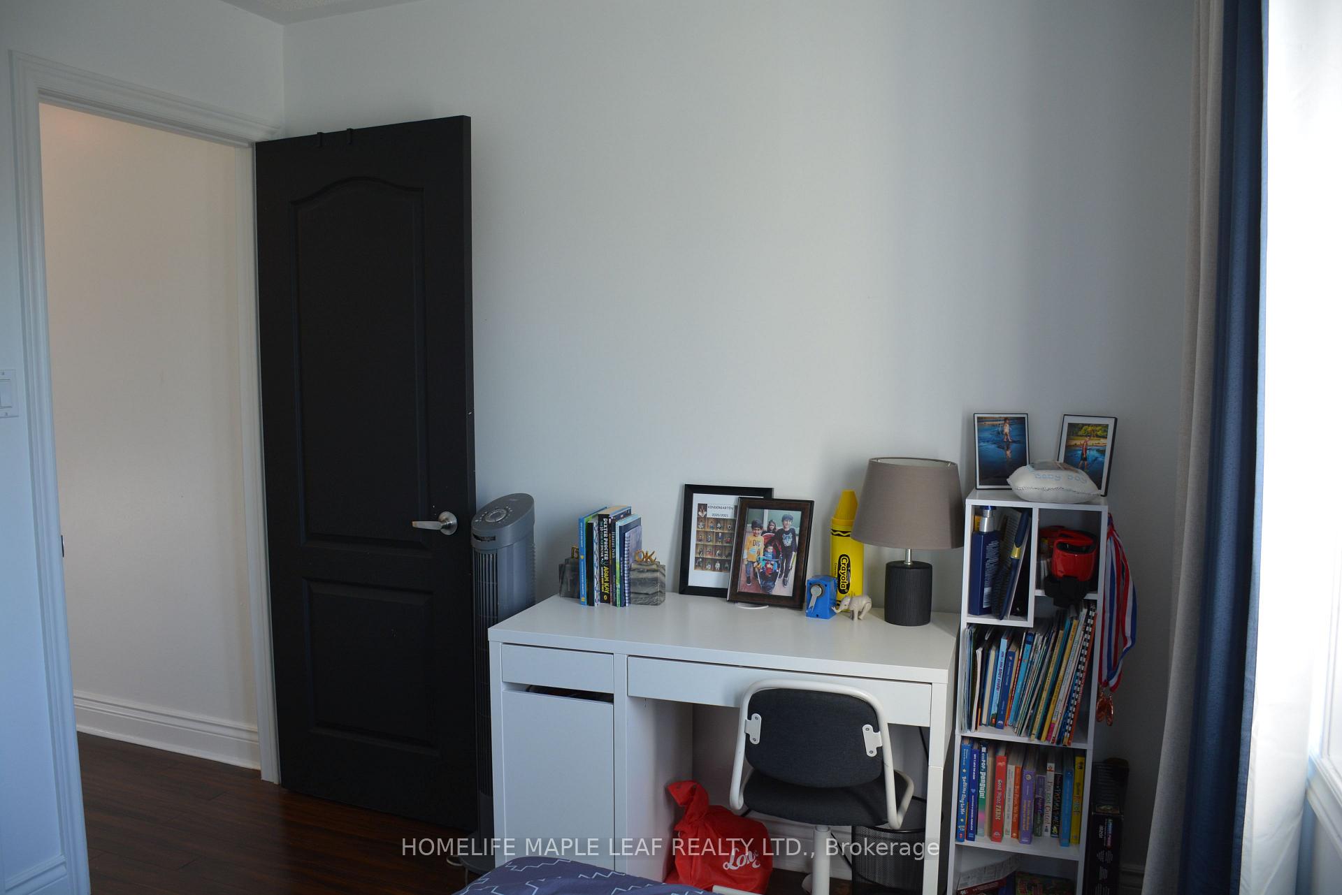 Photo 26 of 29 Stonebriar Drive, Vaughan, Maple — HOMEH