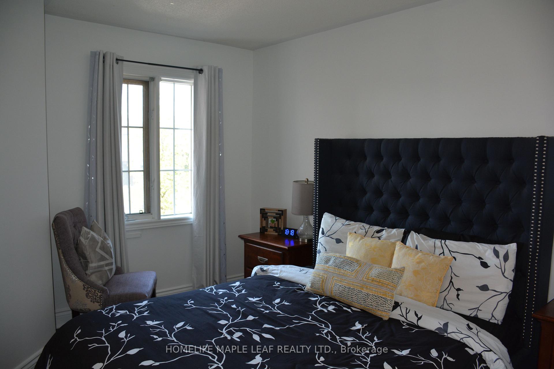 Photo 27 of 29 Stonebriar Drive, Vaughan, Maple — HOMEH