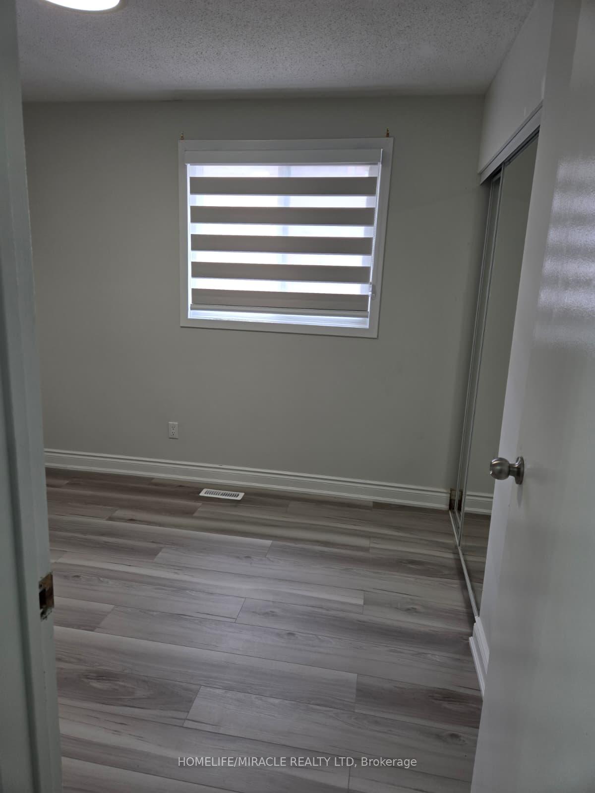 Photo 17 of 505 Silverstone Drive, Etobicoke, West Humber-Clairville — HOMEH