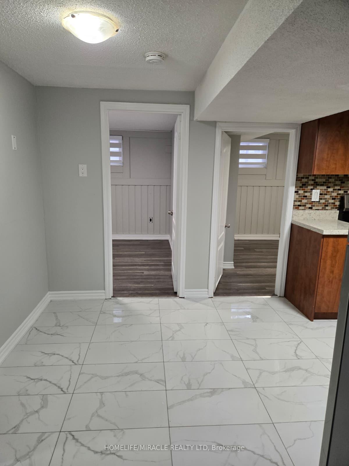 Photo 21 of 505 Silverstone Drive, Etobicoke, West Humber-Clairville — HOMEH