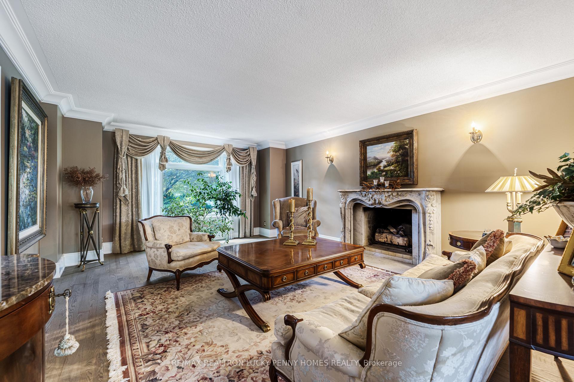 Photo 5 of 26 Wembley Avenue, Markham, Unionville — HOMEH