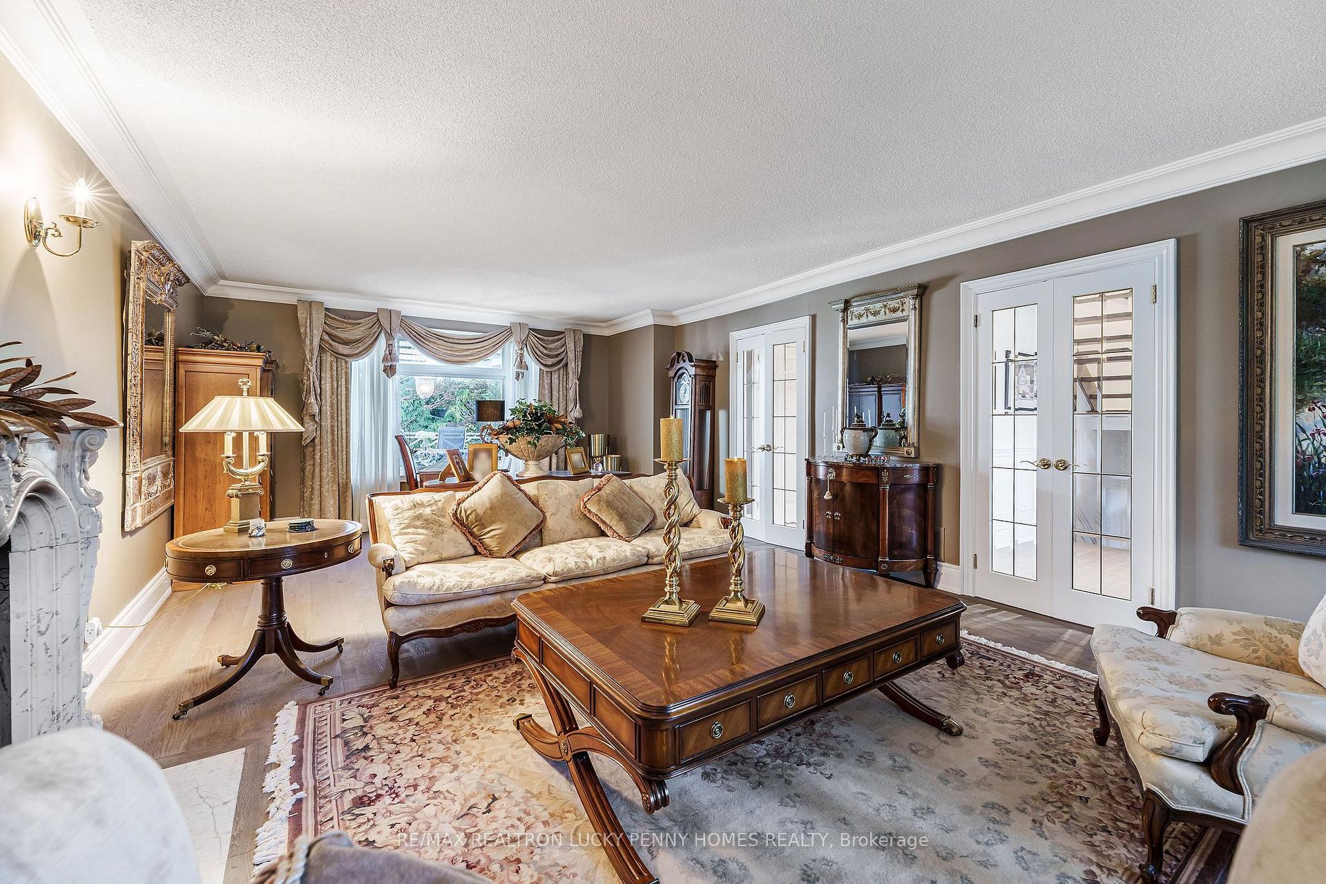 Photo 6 of 26 Wembley Avenue, Markham, Unionville — HOMEH