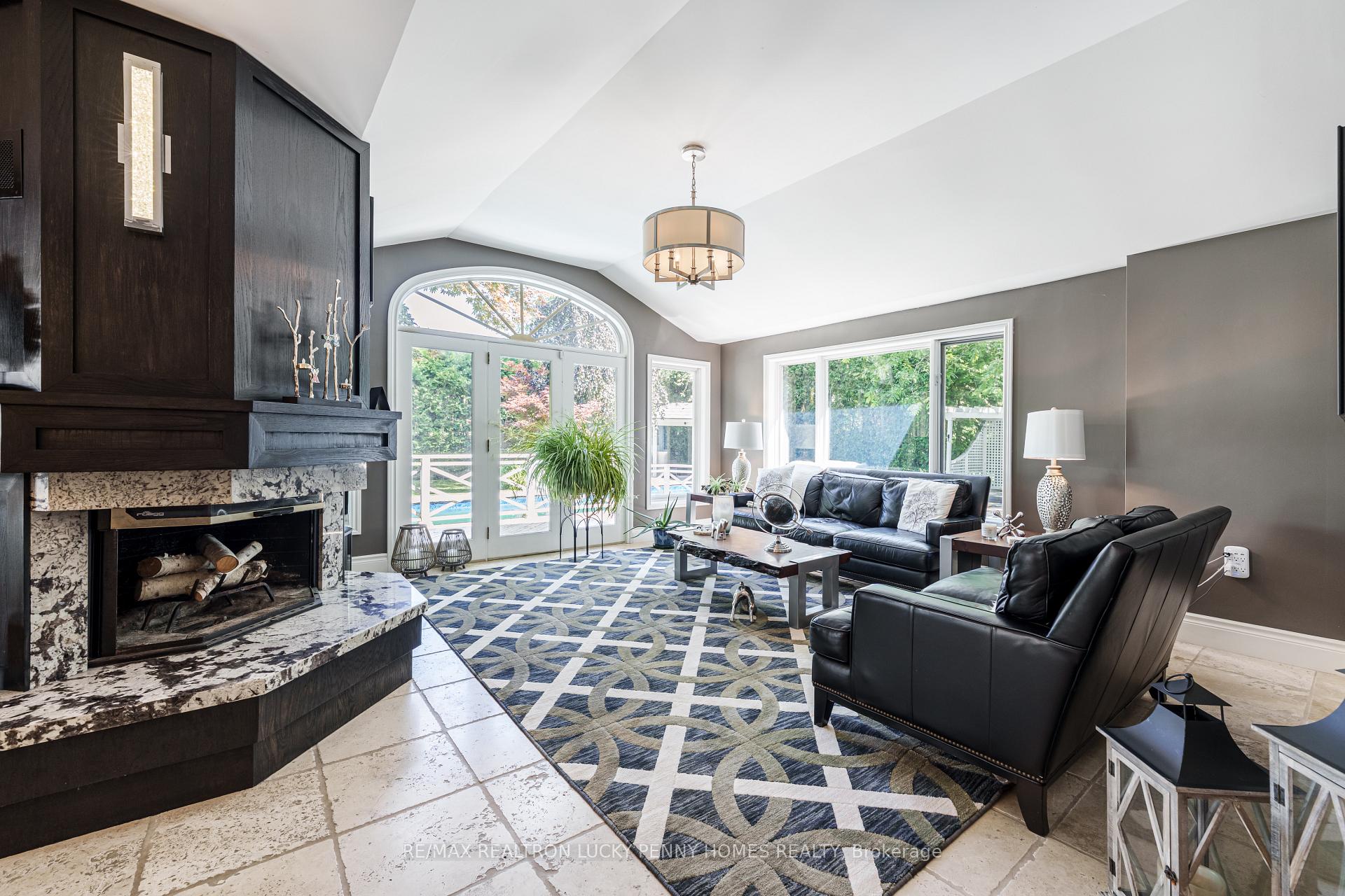 Photo 16 of 26 Wembley Avenue, Markham, Unionville — HOMEH