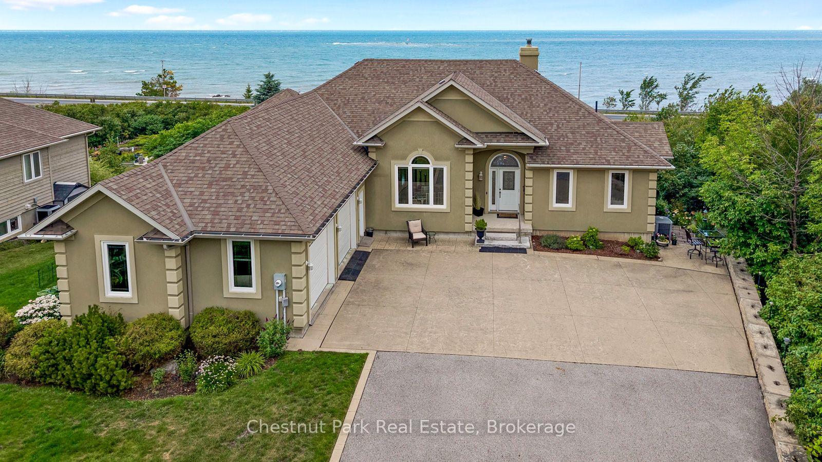 Photo 1 of 133 Lakeshore Road E, Blue Mountains — HOMEH
