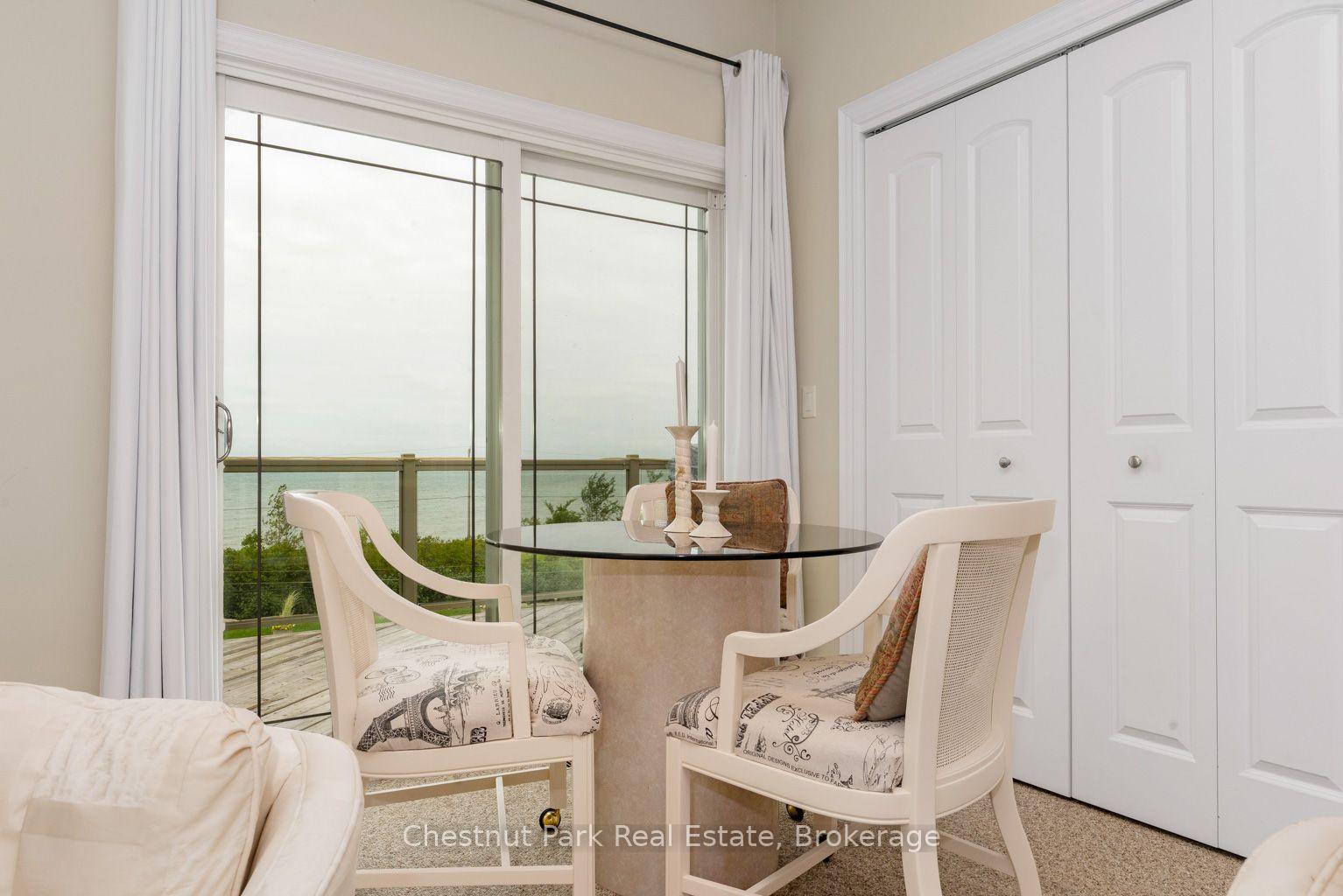 Photo 5 of 133 Lakeshore Road E, Blue Mountains — HOMEH