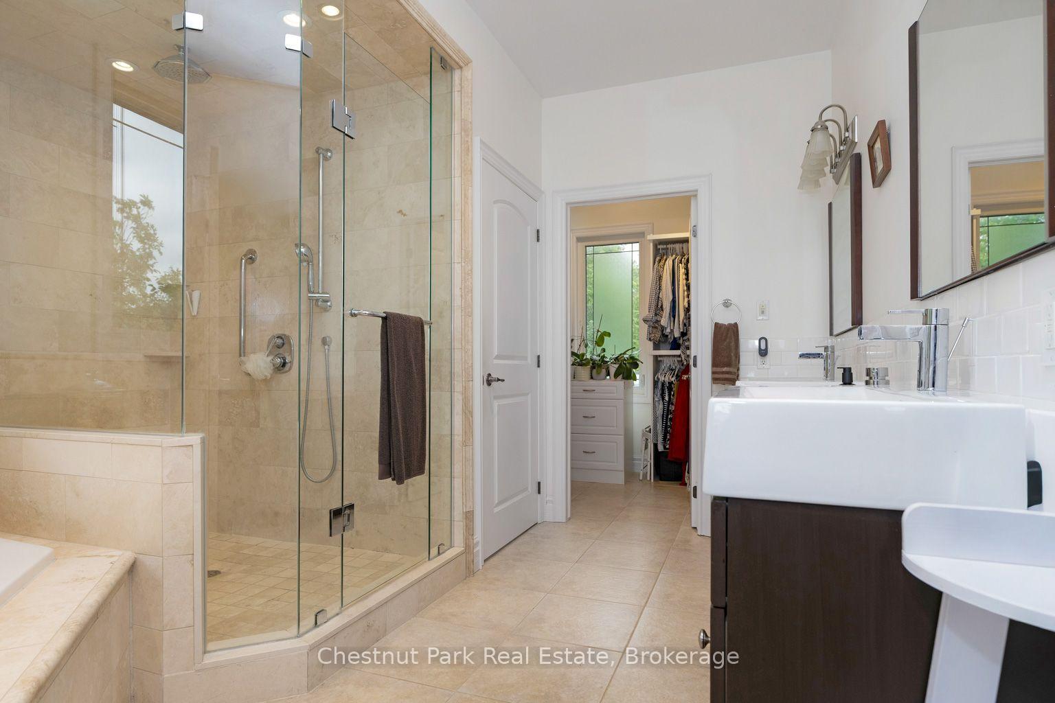 Photo 21 of 133 Lakeshore Road E, Blue Mountains — HOMEH