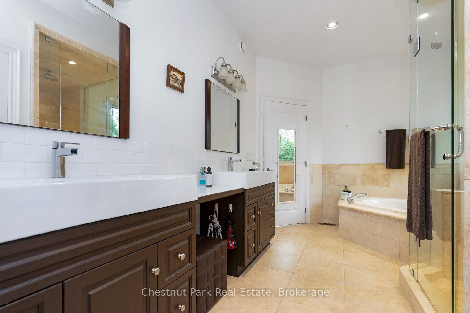 Photo 23 of 133 Lakeshore Road E, Blue Mountains — HOMEH