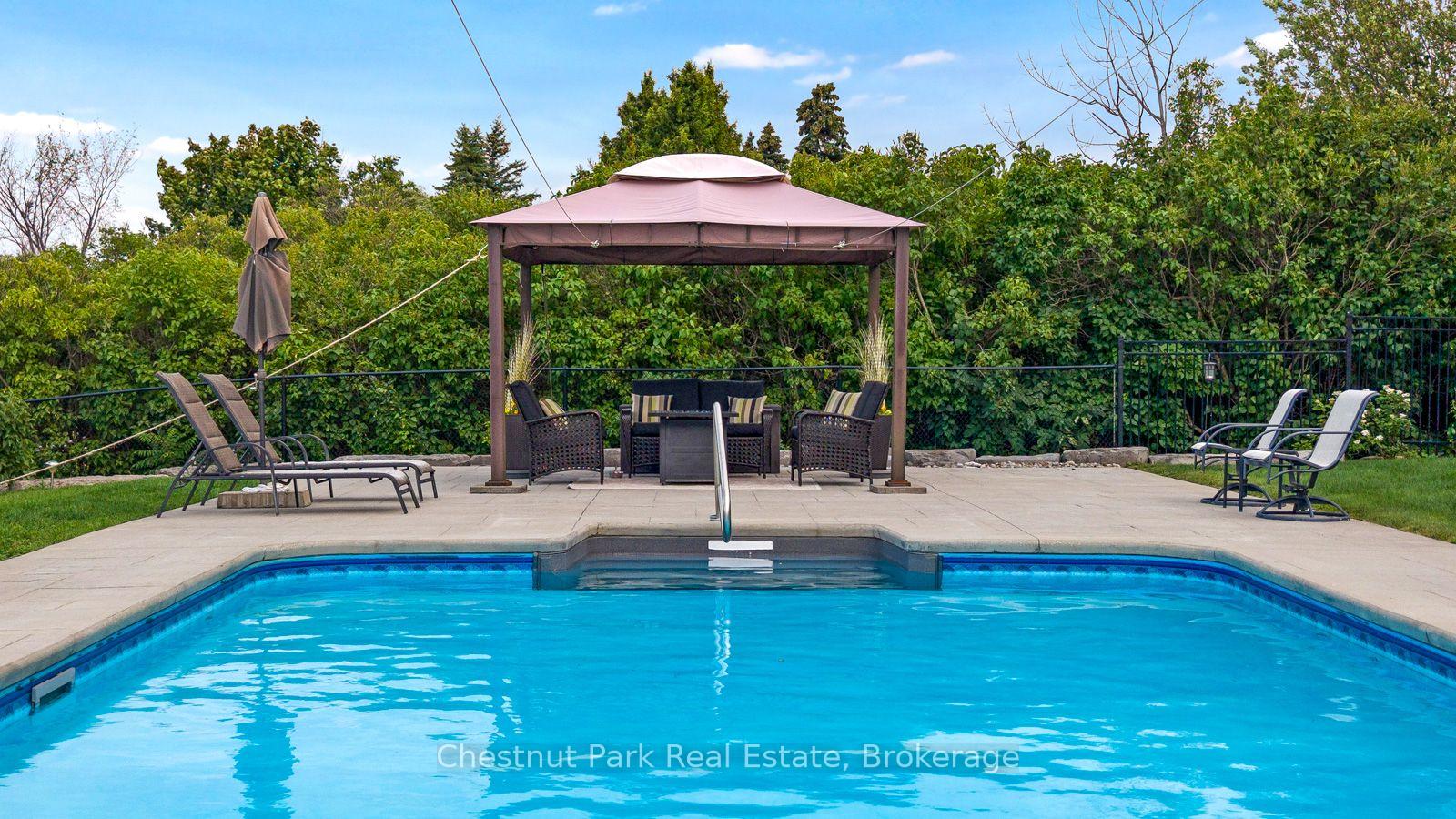 Photo 45 of 133 Lakeshore Road E, Blue Mountains — HOMEH