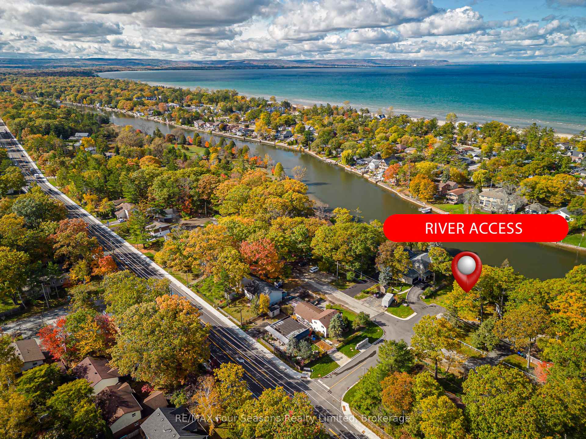 Photo of 24 Indianola Crescent