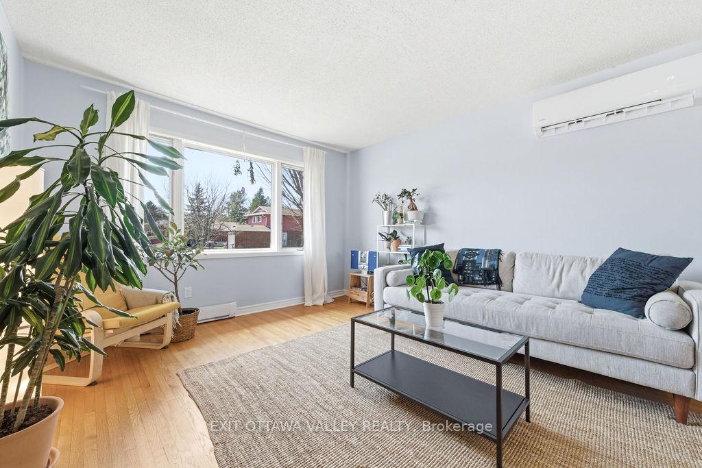 Photo 5 of 587 Alfred Street E, Pembroke, Pembroke — HOMEH