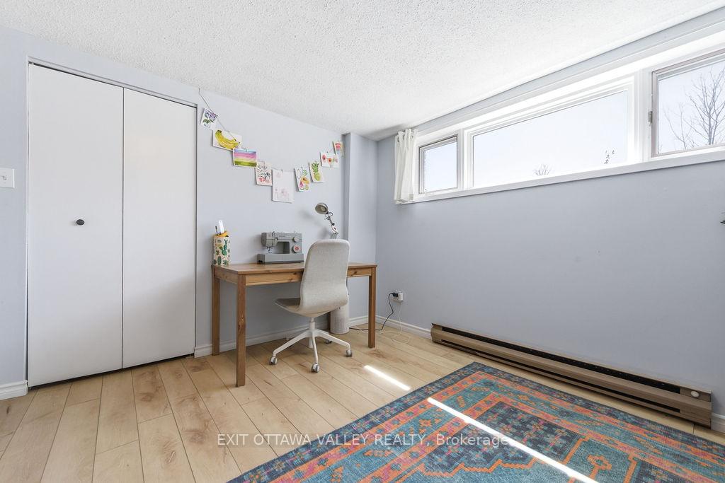 Photo 19 of 587 Alfred Street E, Pembroke, Pembroke — HOMEH