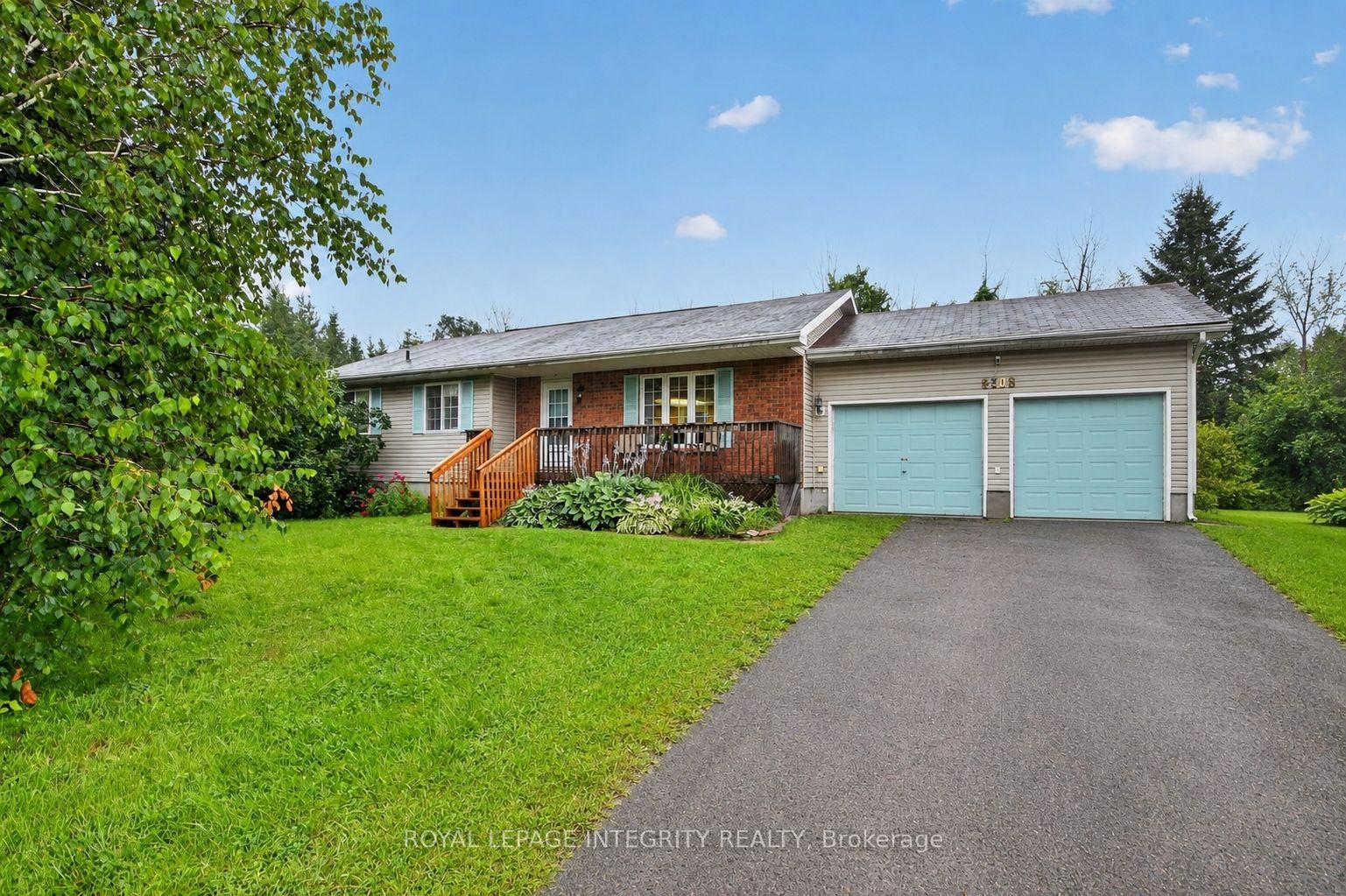 Photo 1 of 8308 Rosefire Drive, Ottawa, Metcalfe — HOMEH