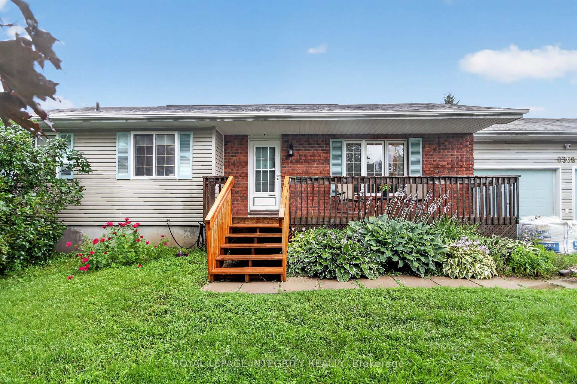 Photo 2 of 8308 Rosefire Drive, Ottawa, Metcalfe — HOMEH