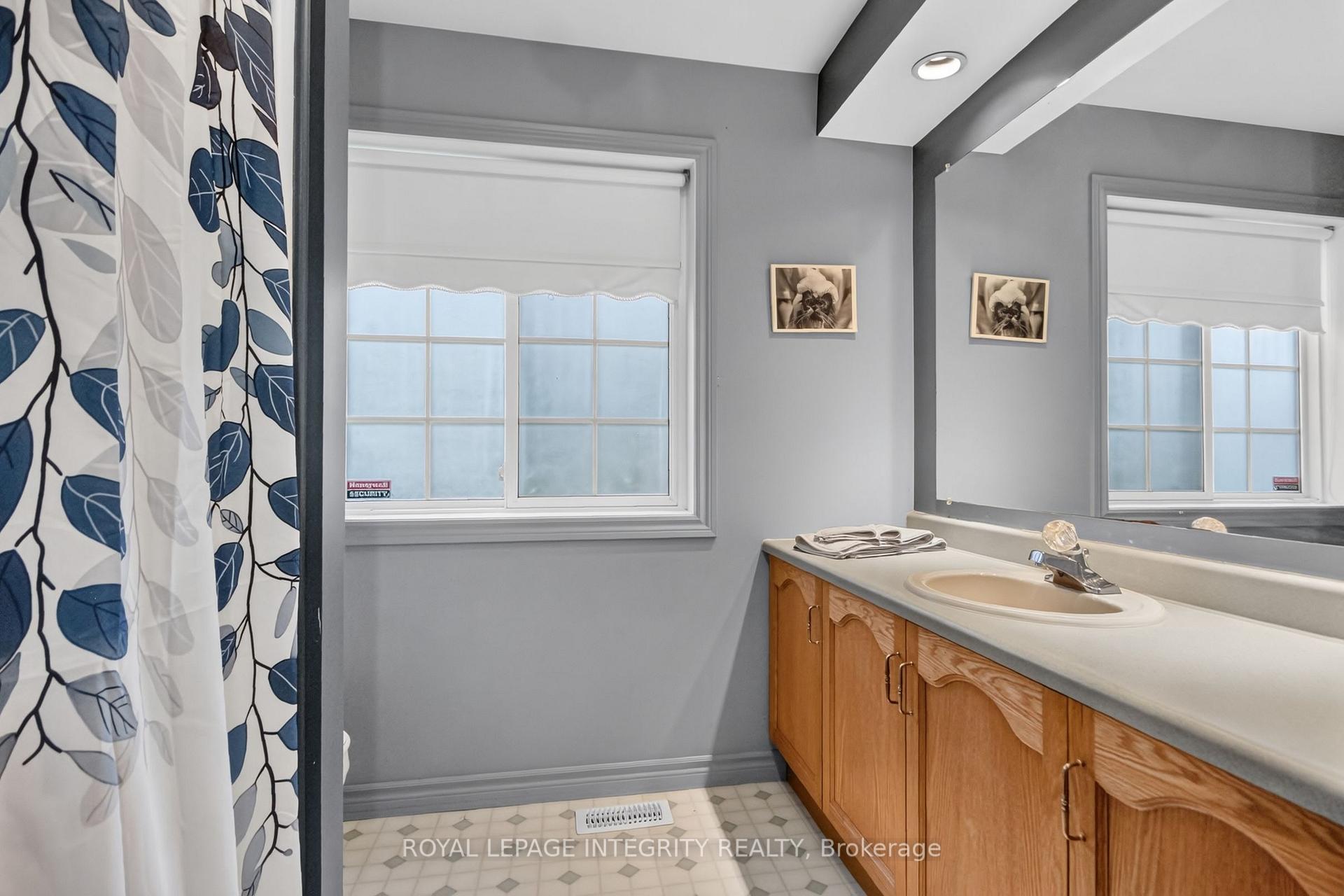 Photo 14 of 8308 Rosefire Drive, Ottawa, Metcalfe — HOMEH