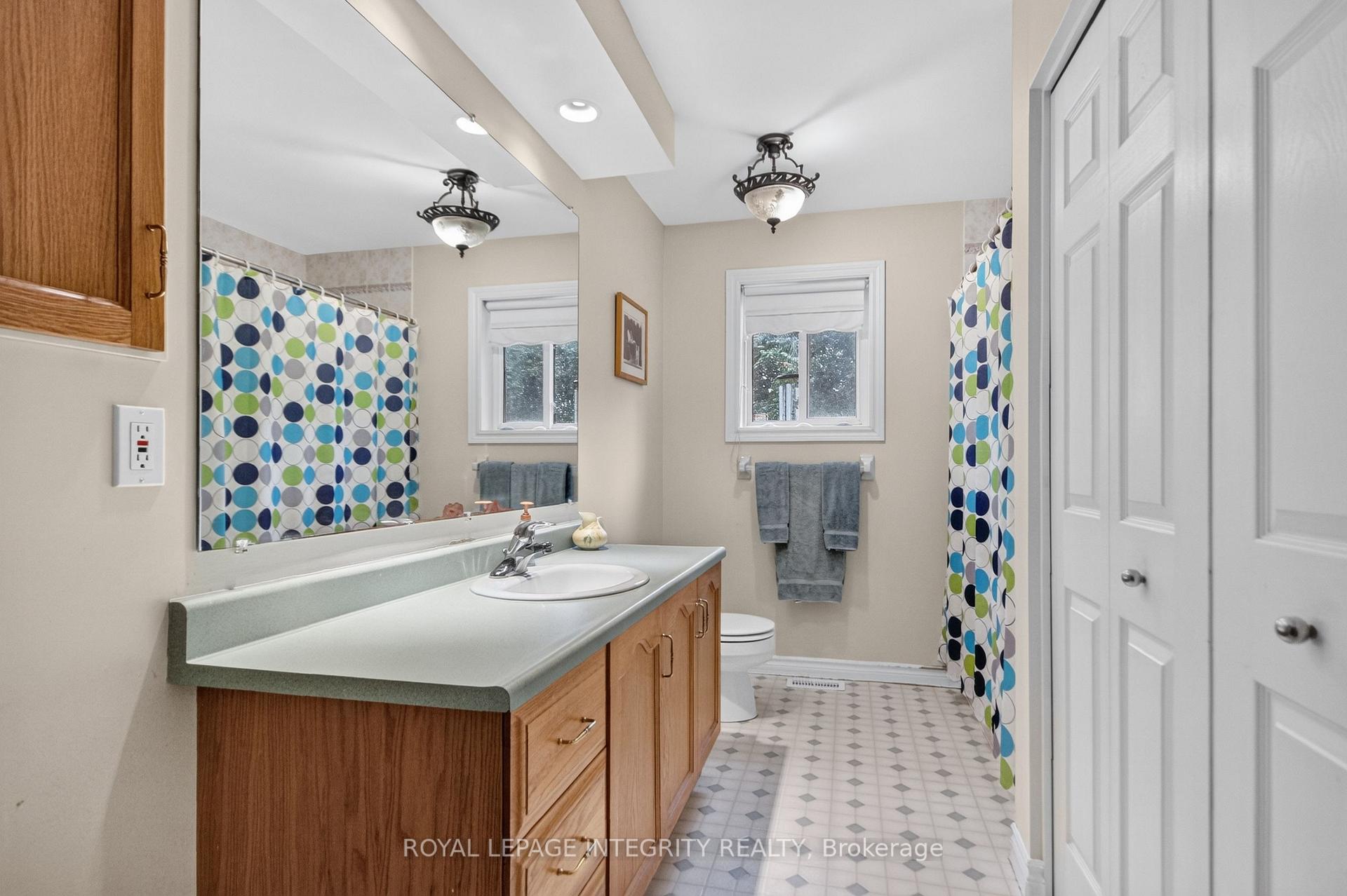 Photo 16 of 8308 Rosefire Drive, Ottawa, Metcalfe — HOMEH