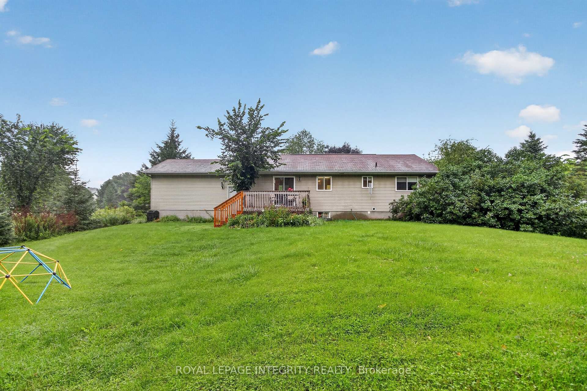Photo 25 of 8308 Rosefire Drive, Ottawa, Metcalfe — HOMEH