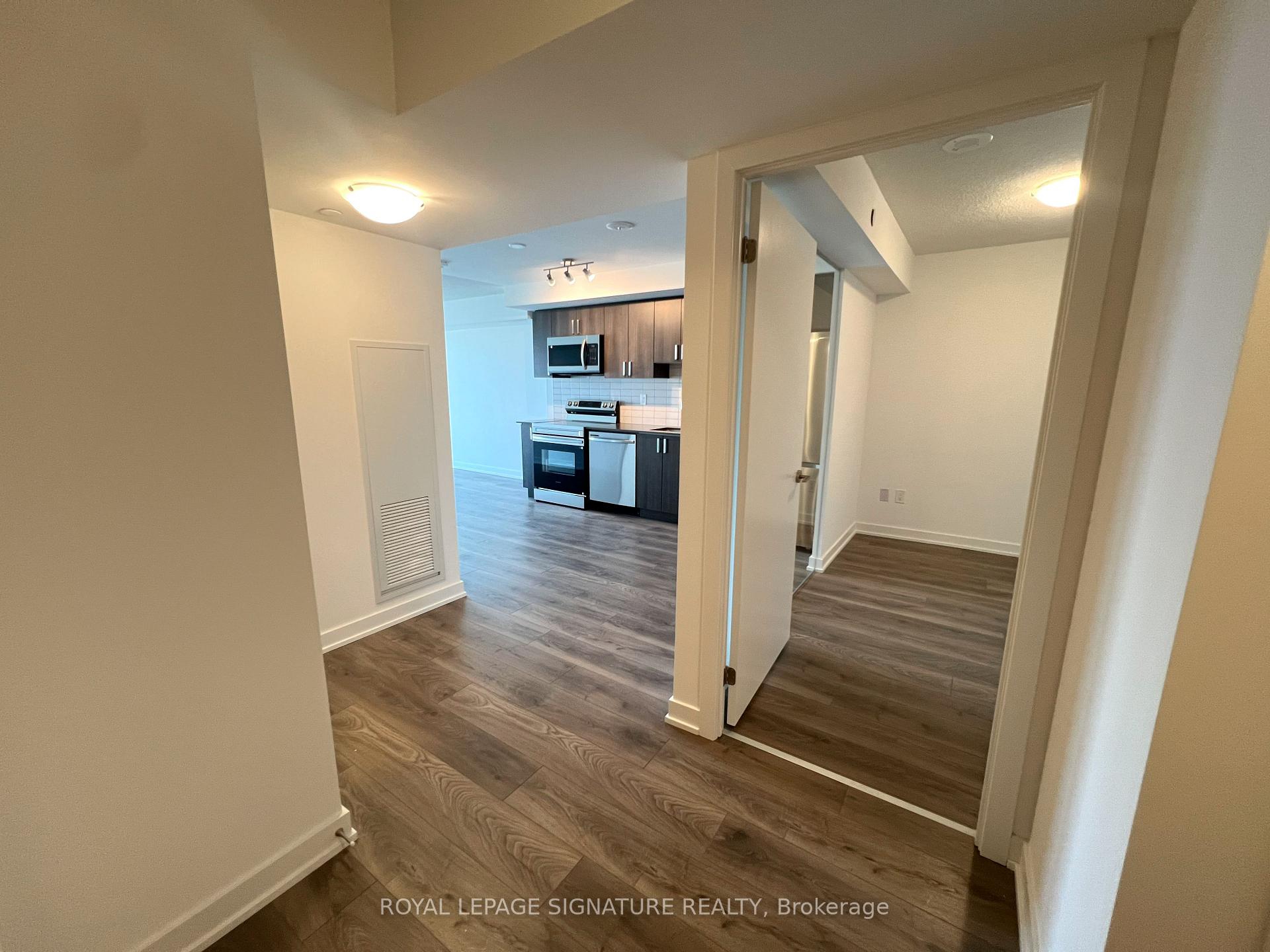 Photo 3 of Unit 2106, 1010 Sandy Beach Road, Pickering, Bay Ridges — HOMEH