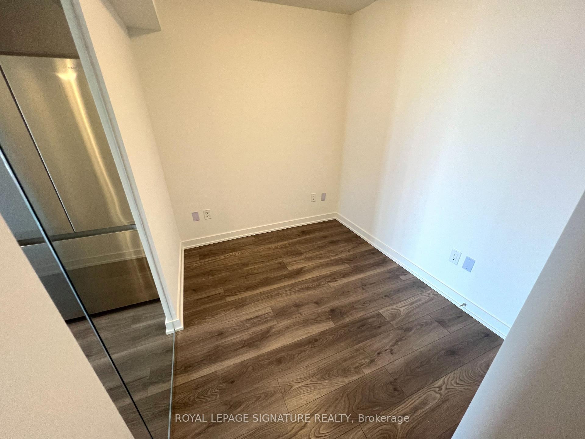 Photo 4 of Unit 2106, 1010 Sandy Beach Road, Pickering, Bay Ridges — HOMEH