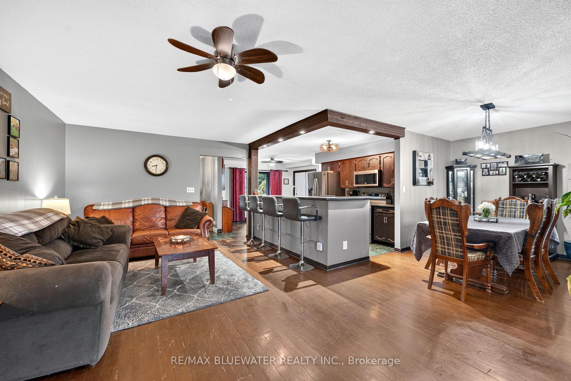 Photo 8 of 210 Hill Street, Central Huron, Clinton — HOMEH