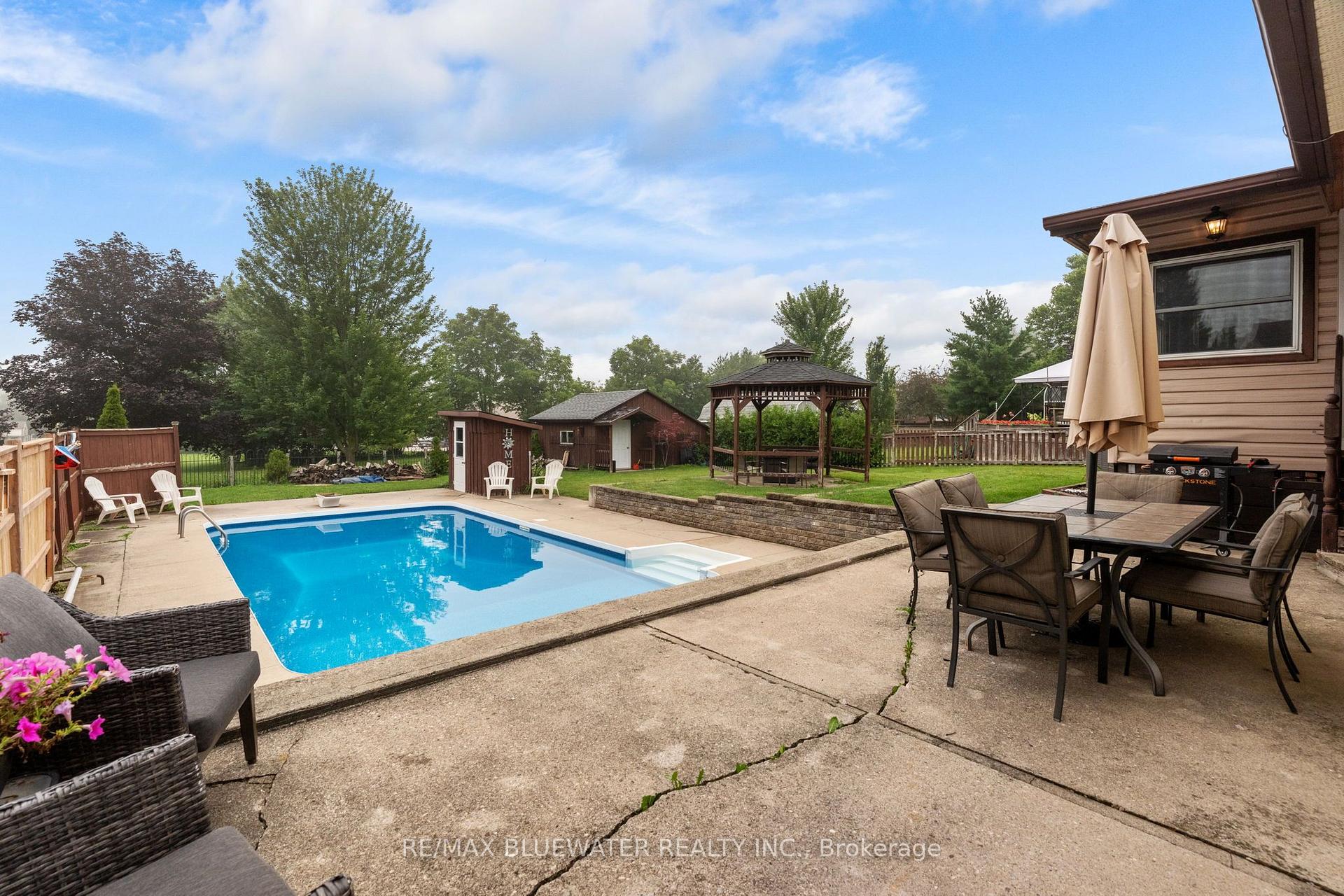 Photo 35 of 210 Hill Street, Central Huron, Clinton — HOMEH