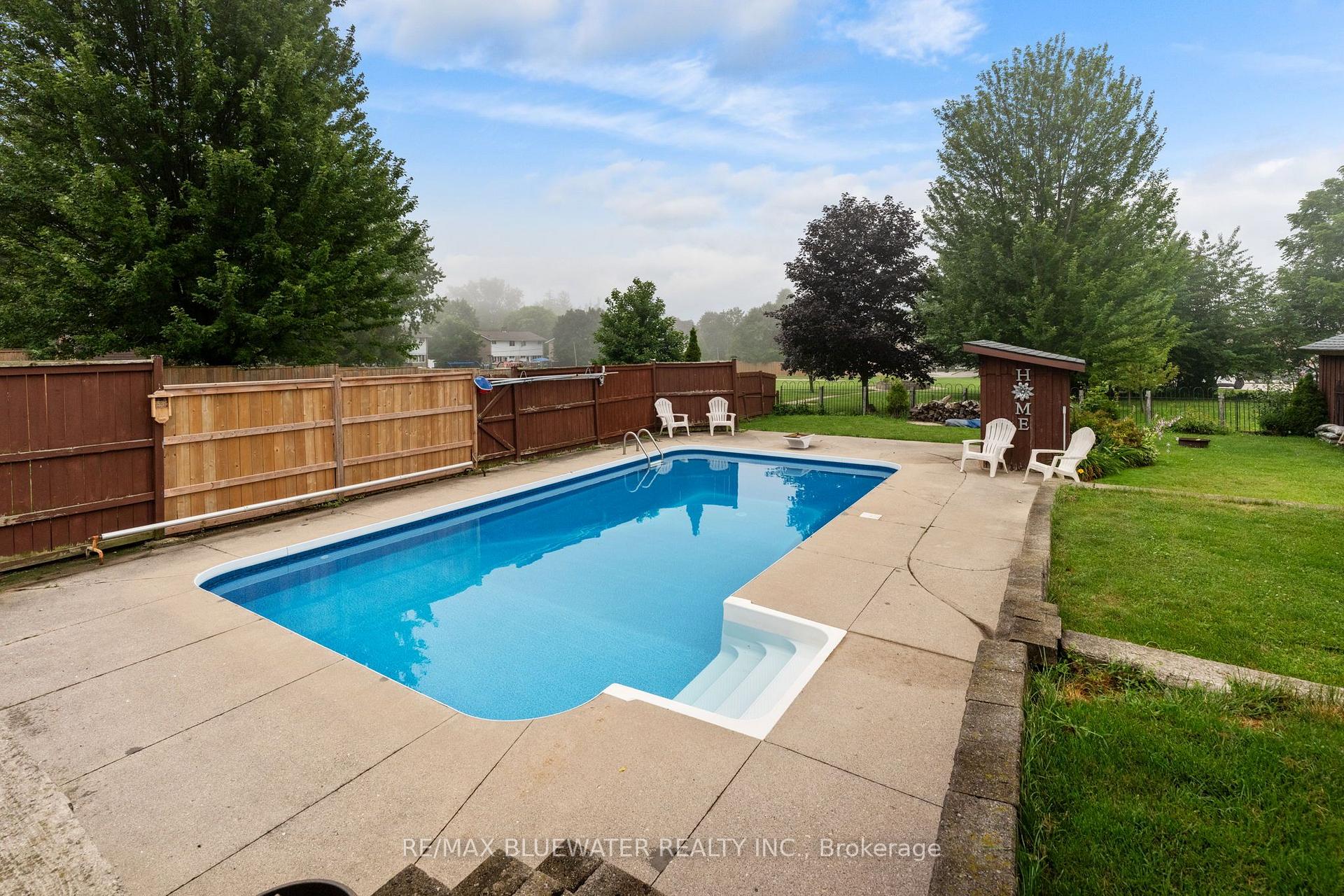 Photo 36 of 210 Hill Street, Central Huron, Clinton — HOMEH