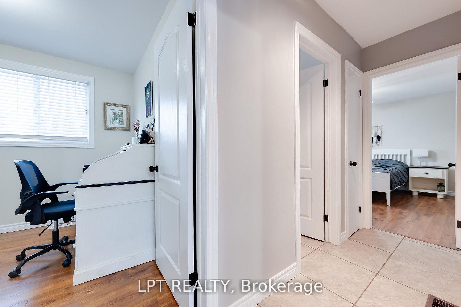 Photo 18 of 34 Cedar Creek Road, Springwater, Midhurst — HOMEH