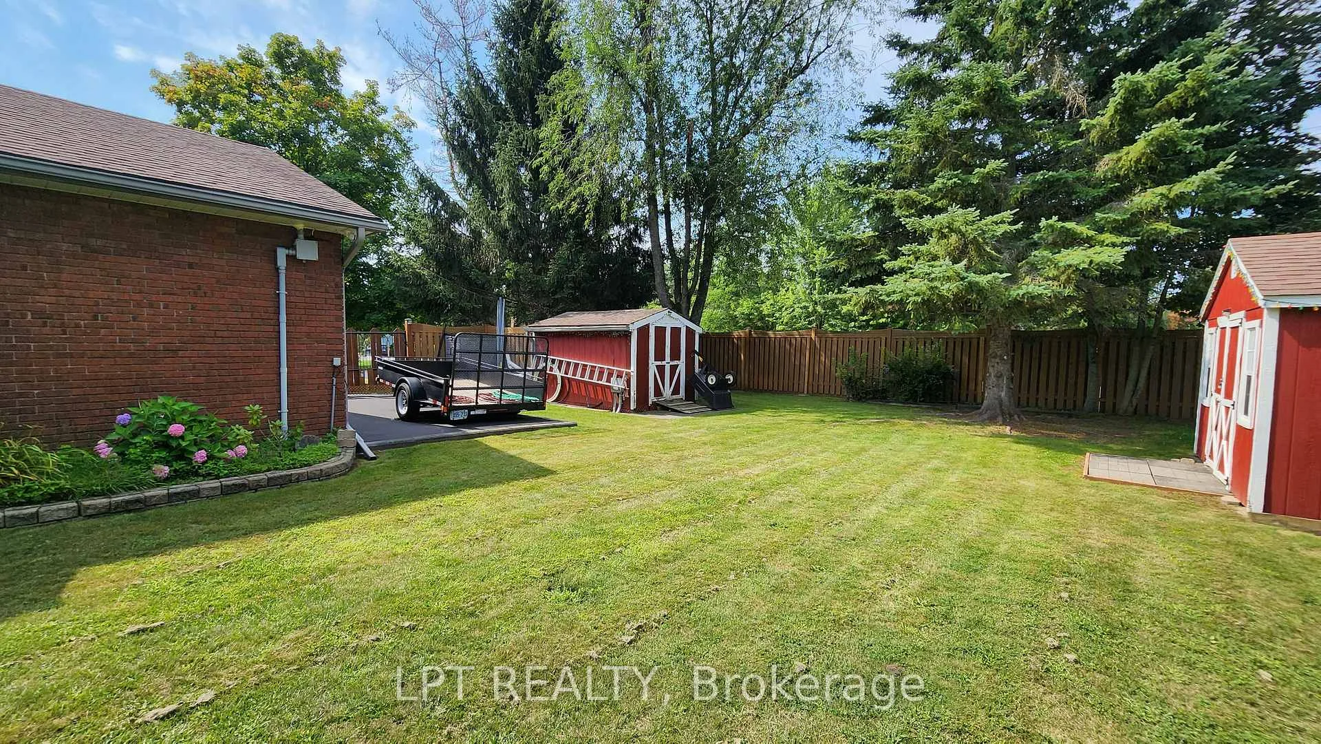 Photo 36 of 34 Cedar Creek Road, Springwater, Midhurst — HOMEH
