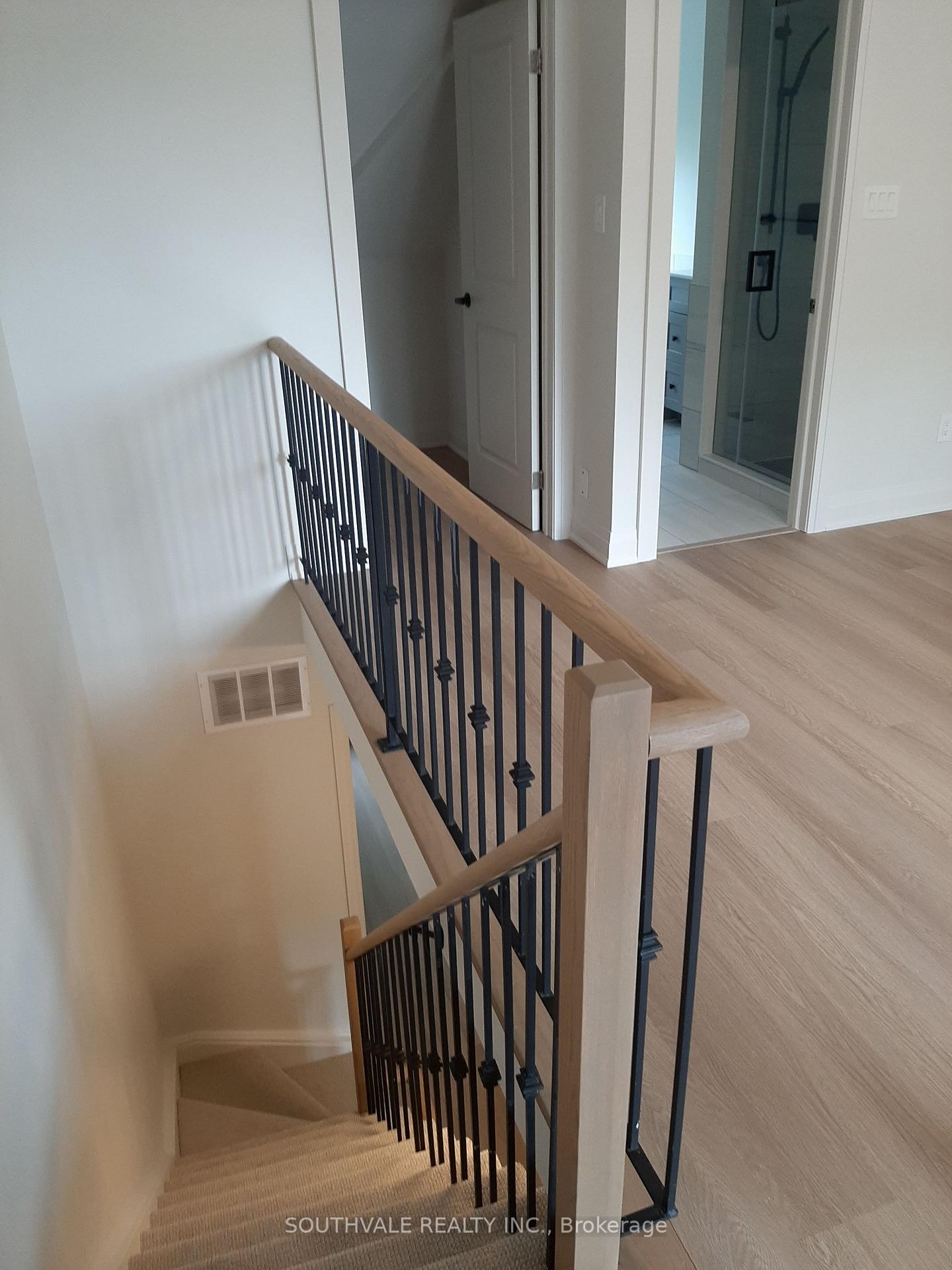 Photo 6 of 19 Macphail Avenue, Toronto, Broadview North — HOMEH