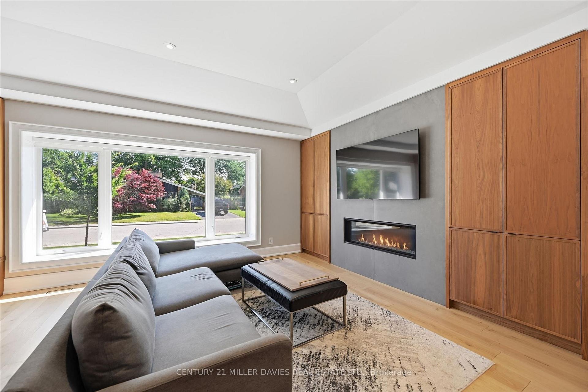 Photo 7 of 358 Pepper Drive, Burlington, Brant — HOMEH