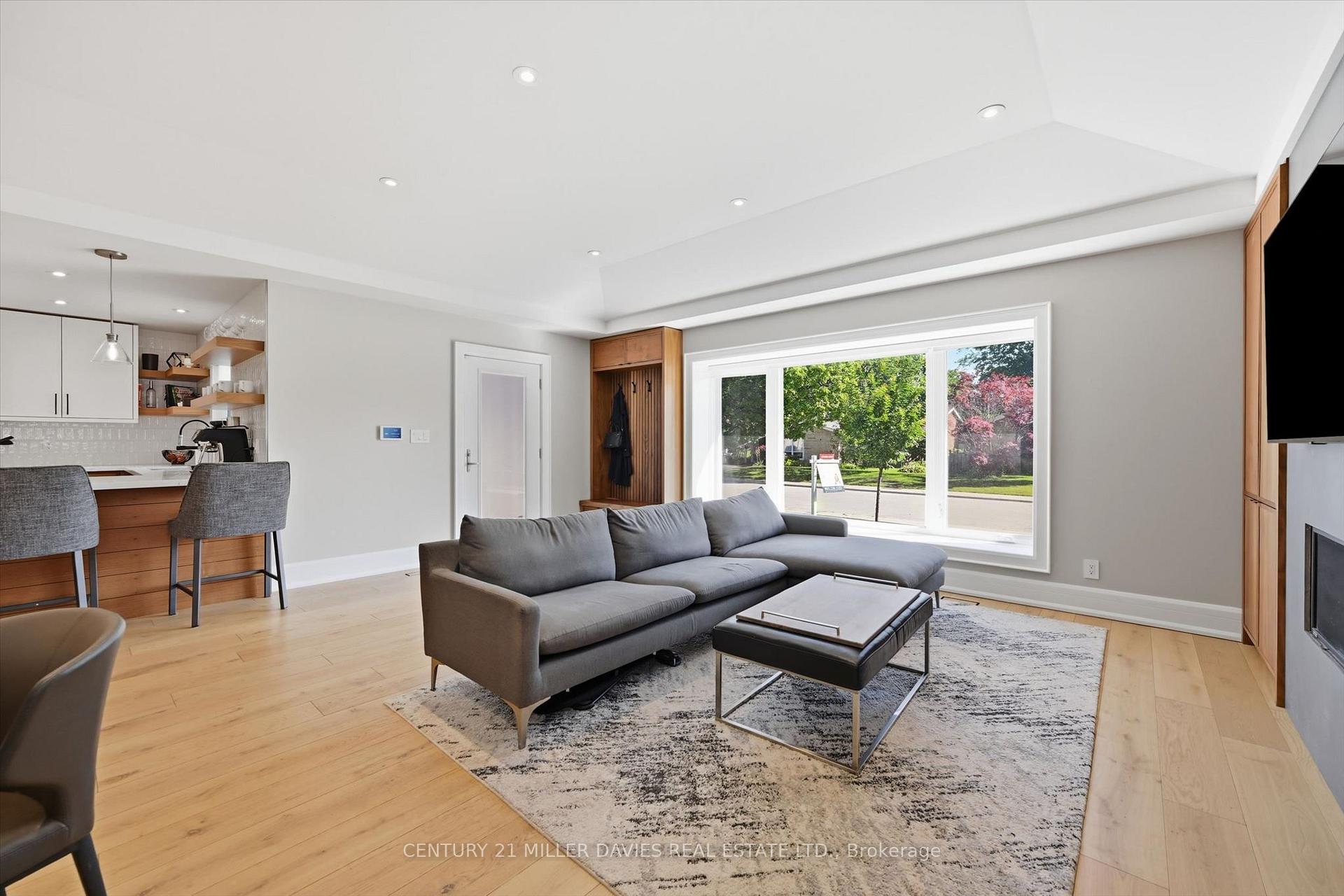 Photo 8 of 358 Pepper Drive, Burlington, Brant — HOMEH