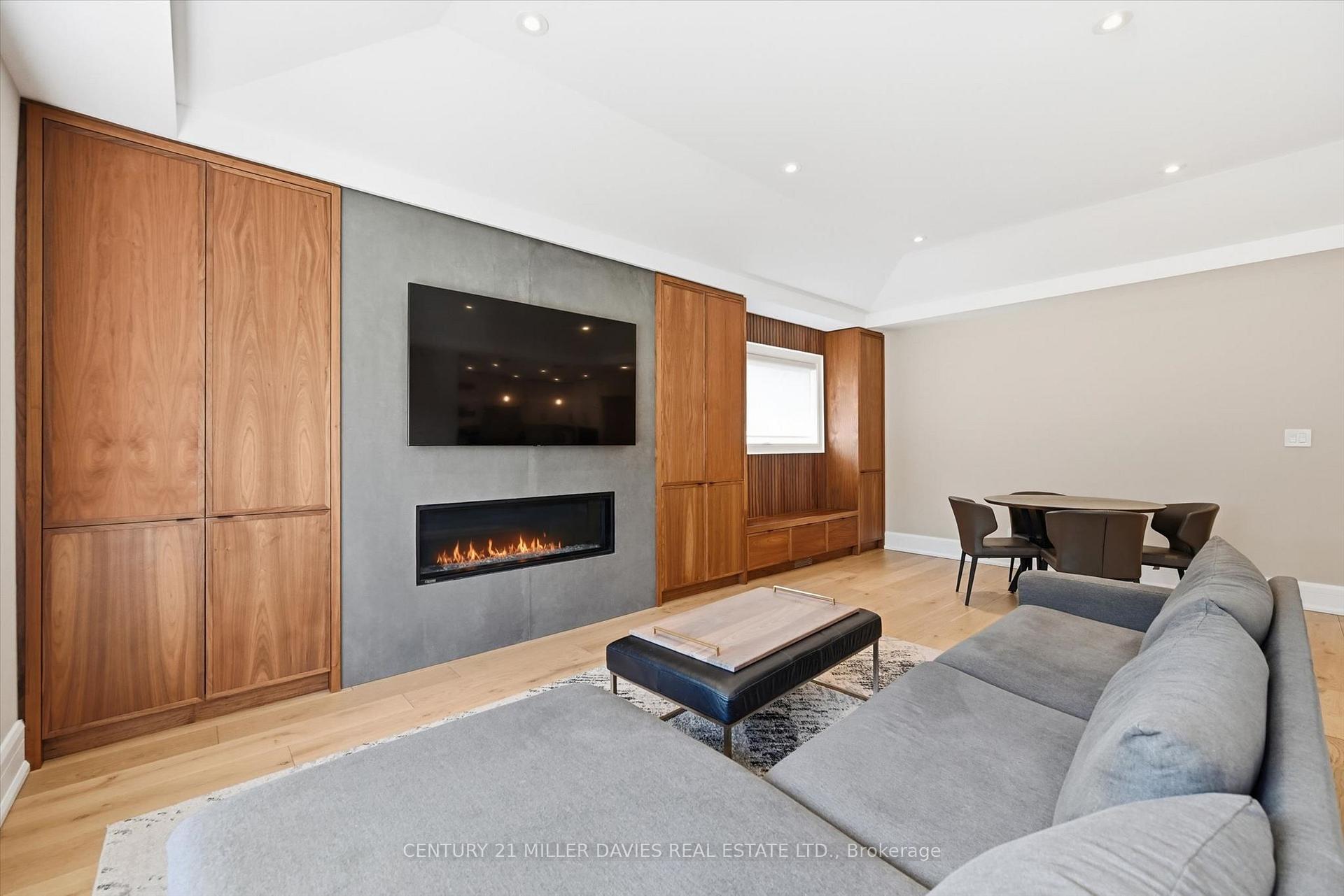 Photo 10 of 358 Pepper Drive, Burlington, Brant — HOMEH