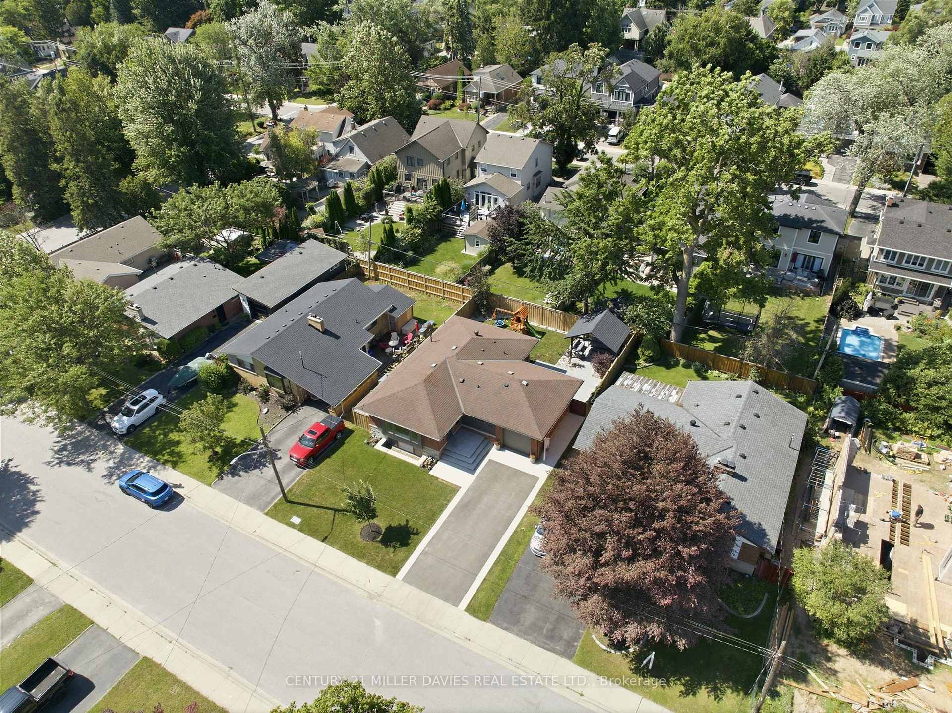 Photo 44 of 358 Pepper Drive, Burlington, Brant — HOMEH