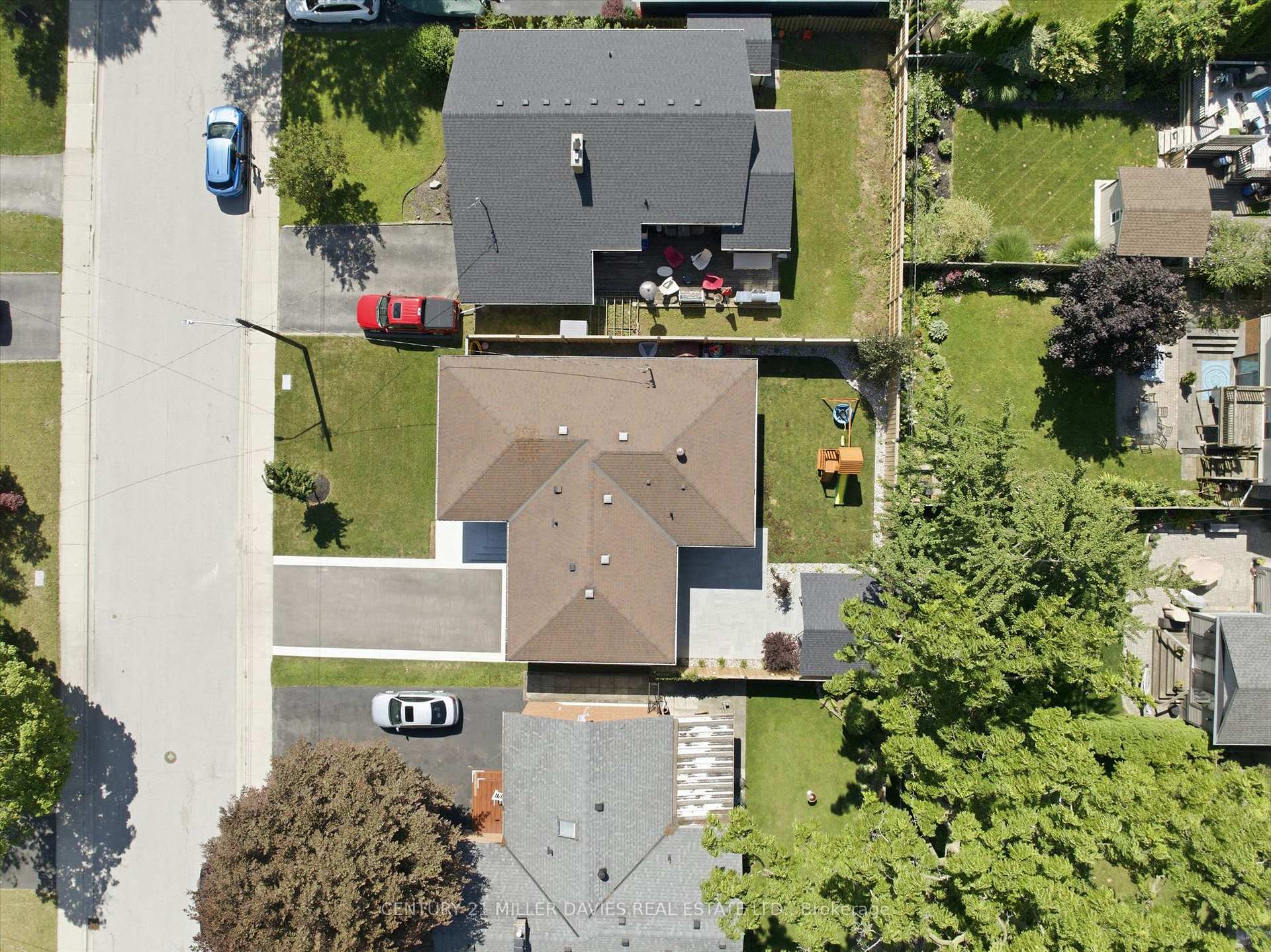 Photo 45 of 358 Pepper Drive, Burlington, Brant — HOMEH