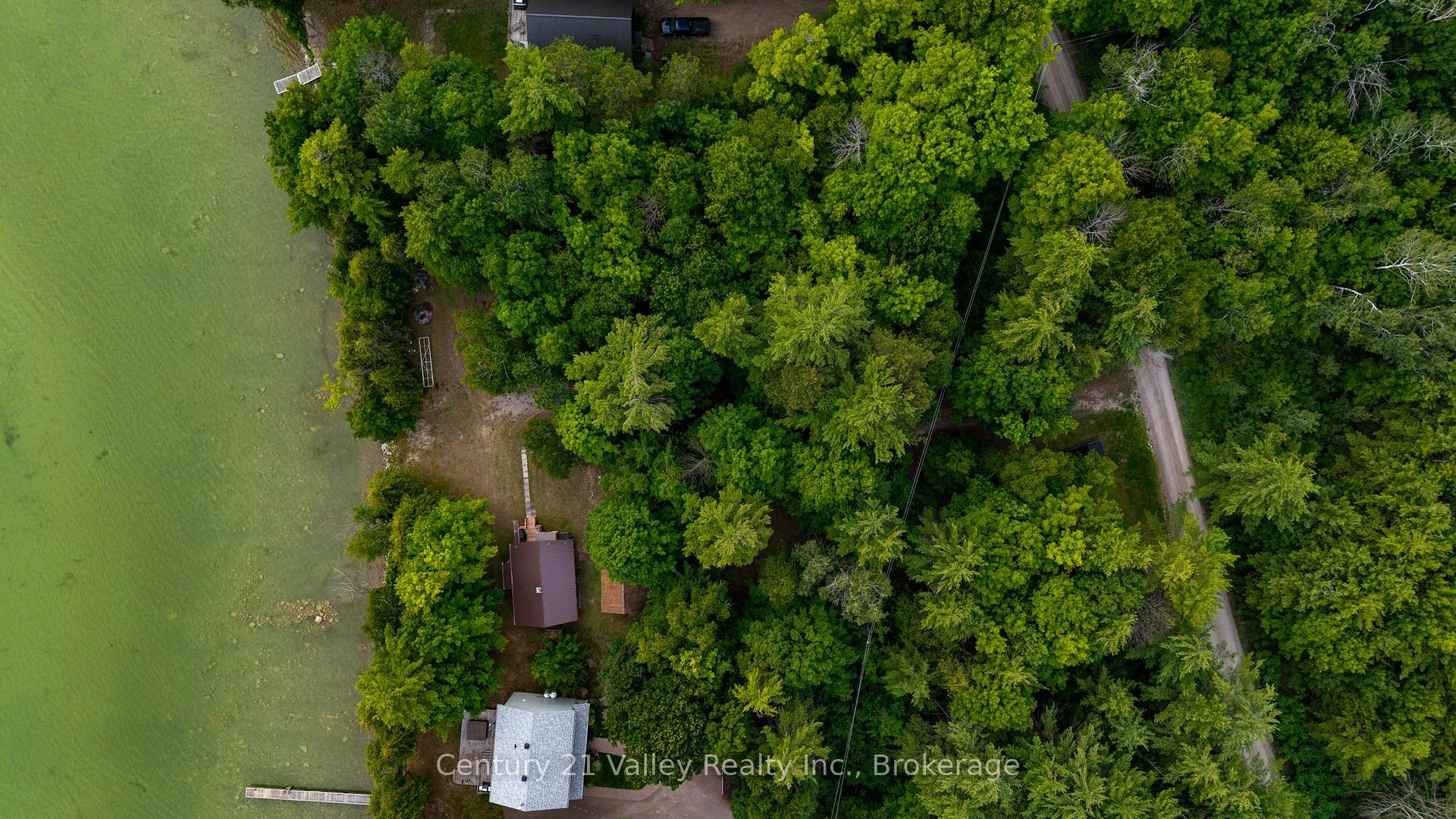 Photo 18 of 27A Maple Grove Lane, North Algona Wilberforce, North Algona/Wilberforce Twp — HOMEH