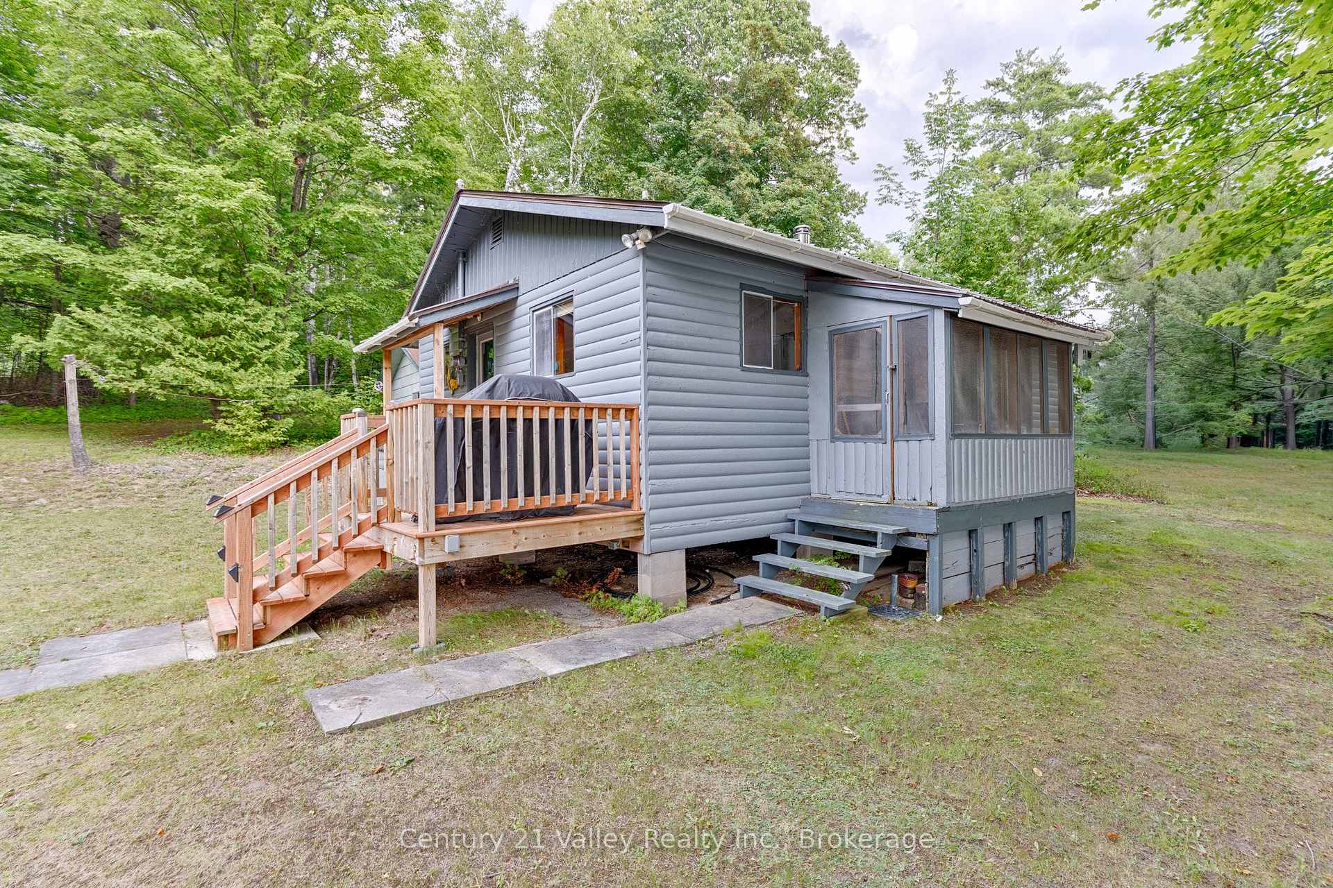 Photo 56 of 27A Maple Grove Lane, North Algona Wilberforce, North Algona/Wilberforce Twp — HOMEH