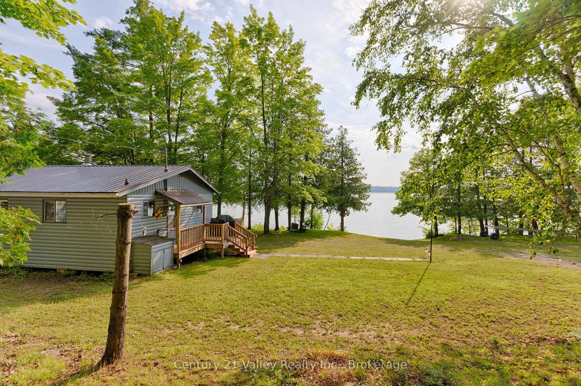 Photo 3 of 27A Maple Grove Lane, North Algona Wilberforce, North Algona/Wilberforce Twp — HOMEH