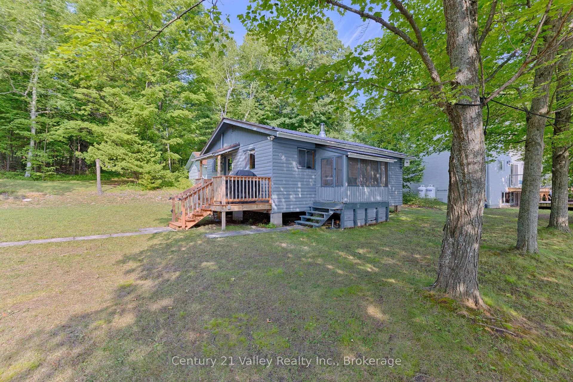 Photo 58 of 27A Maple Grove Lane, North Algona Wilberforce, North Algona/Wilberforce Twp — HOMEH