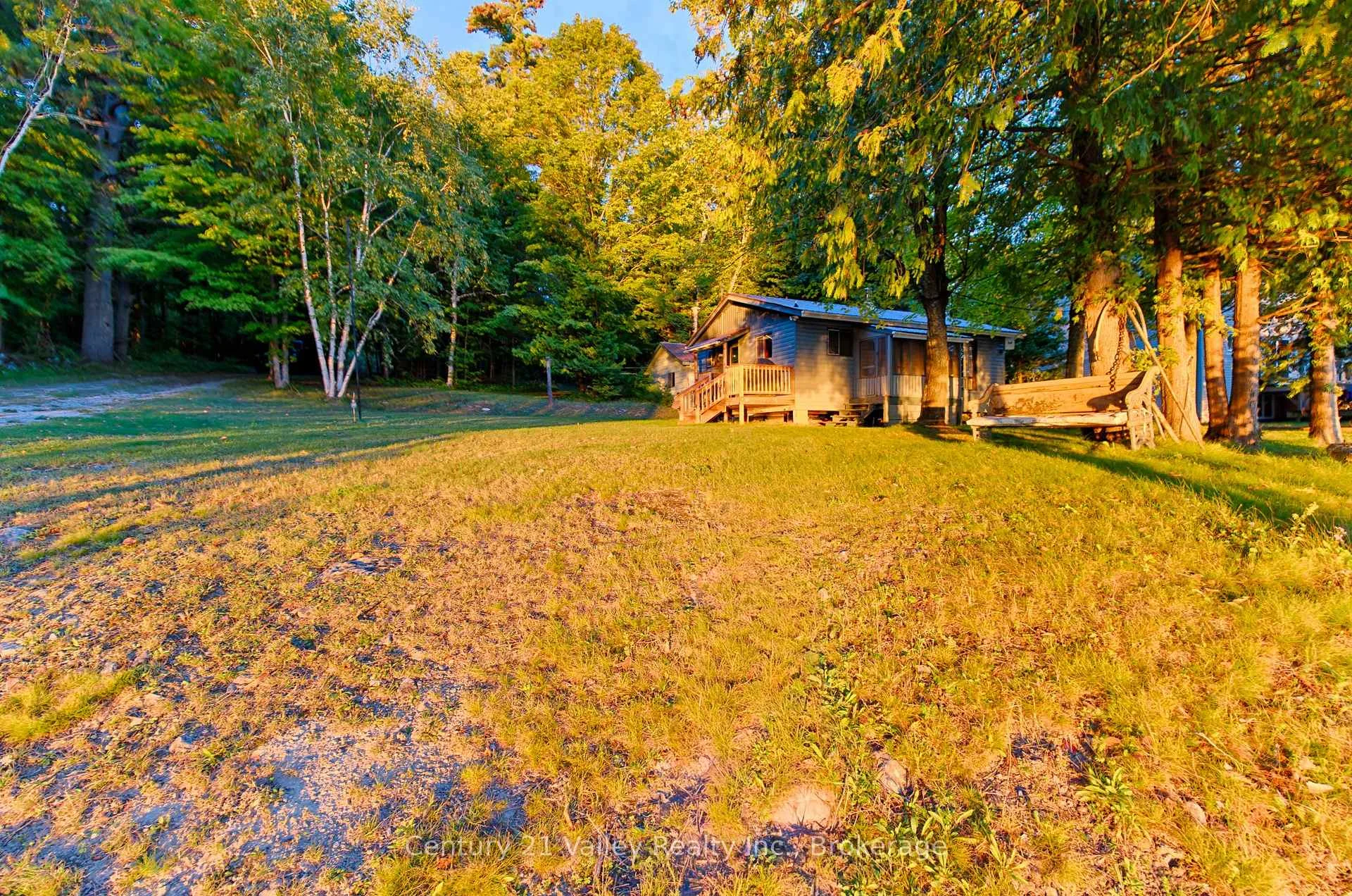 Photo 61 of 27A Maple Grove Lane, North Algona Wilberforce, North Algona/Wilberforce Twp — HOMEH