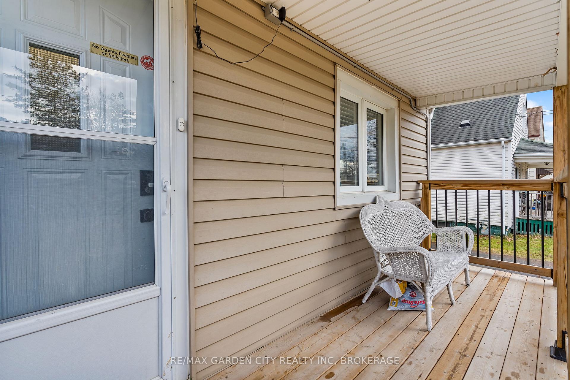 Photo 4 of 291 Alberta Street, Welland, Lincoln/Crowland — HOMEH