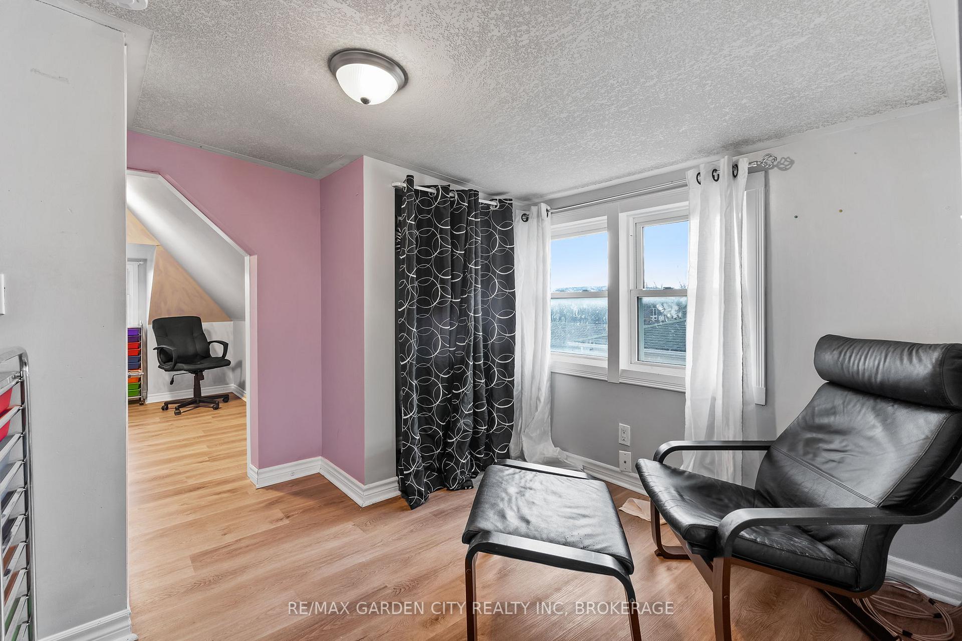 Photo 17 of 291 Alberta Street, Welland, Lincoln/Crowland — HOMEH