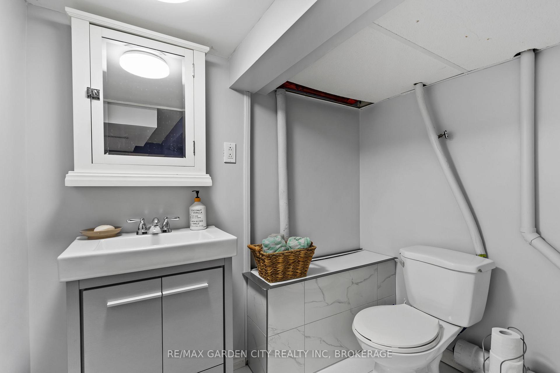 Photo 25 of 291 Alberta Street, Welland, Lincoln/Crowland — HOMEH