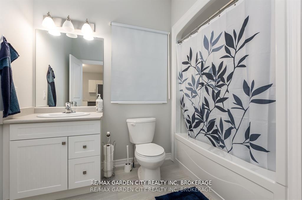 Photo 14 of 34 Bounty Avenue, Thorold, Rolling Meadows — HOMEH