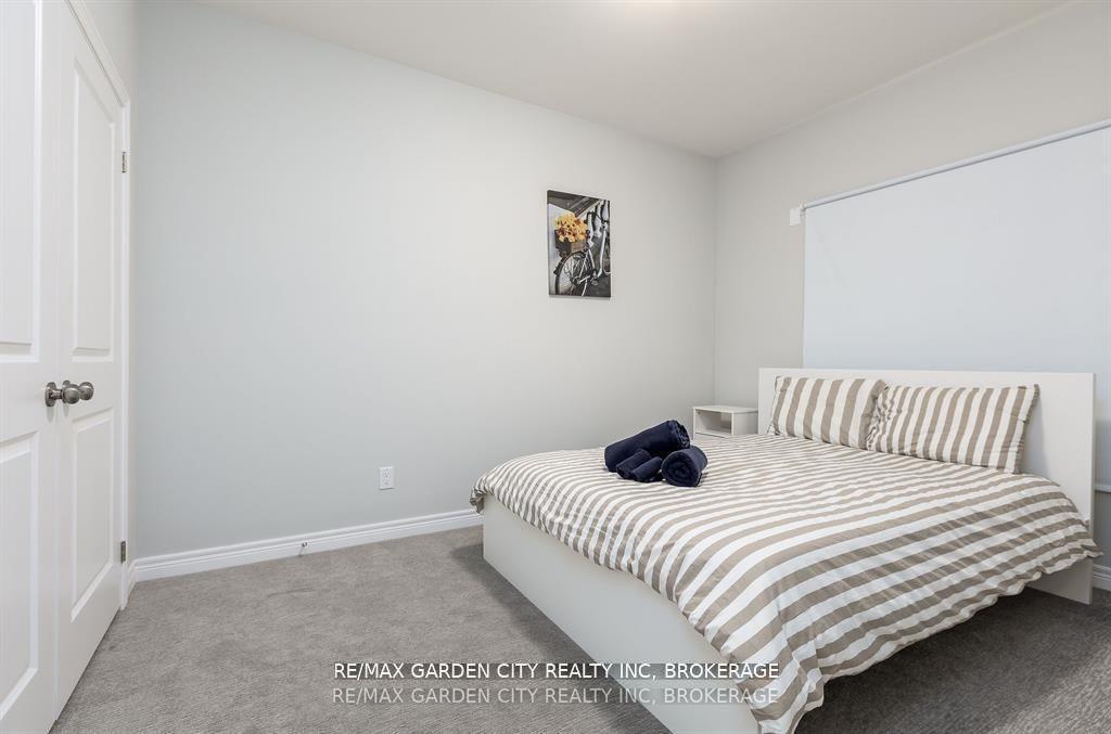 Photo 15 of 34 Bounty Avenue, Thorold, Rolling Meadows — HOMEH