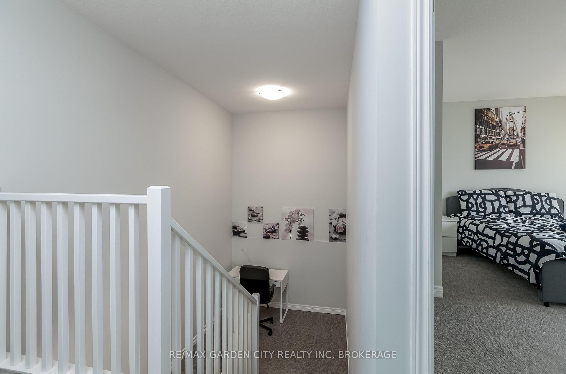 Photo 12 of 33 Bounty Avenue, Thorold, Rolling Meadows — HOMEH