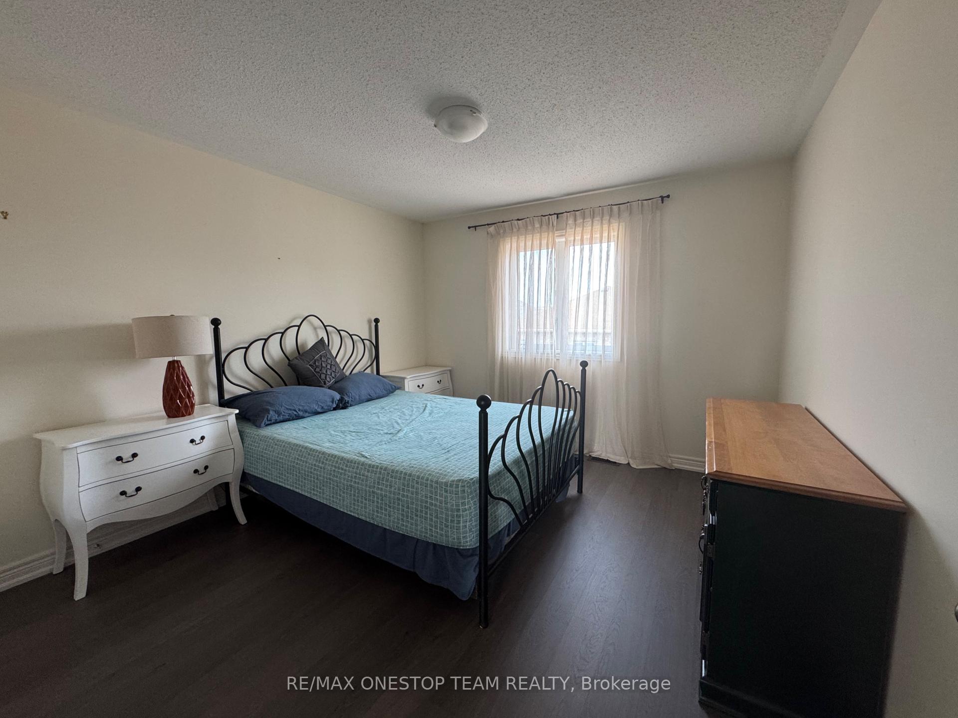 Photo 5 of 440 Wheat Boom Drive, Oakville, Joshua Meadows — HOMEH